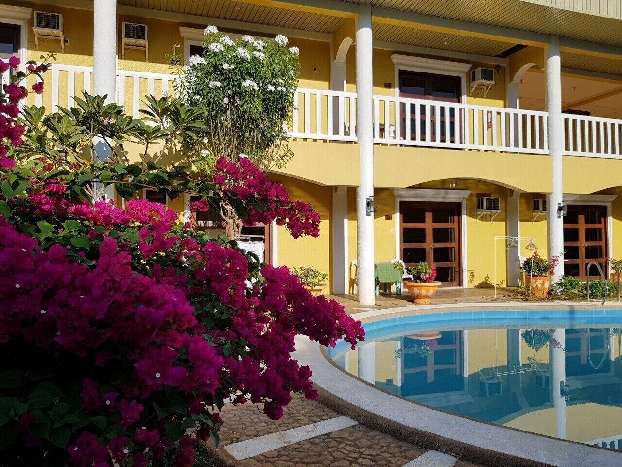 Vista Exterior Hanbee's Flower Garden Resort