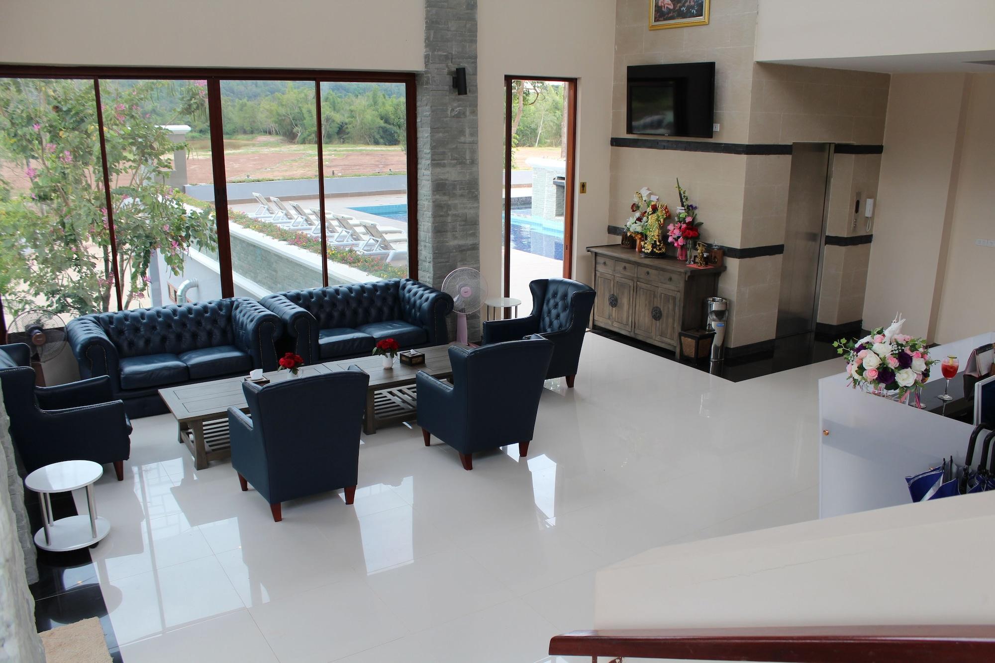 Vista Lobby Phurua Sanctuary Resort and Spa
