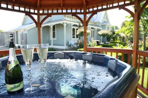 Alojamiento - Lilac Rose Boutique Bed and Breakfast