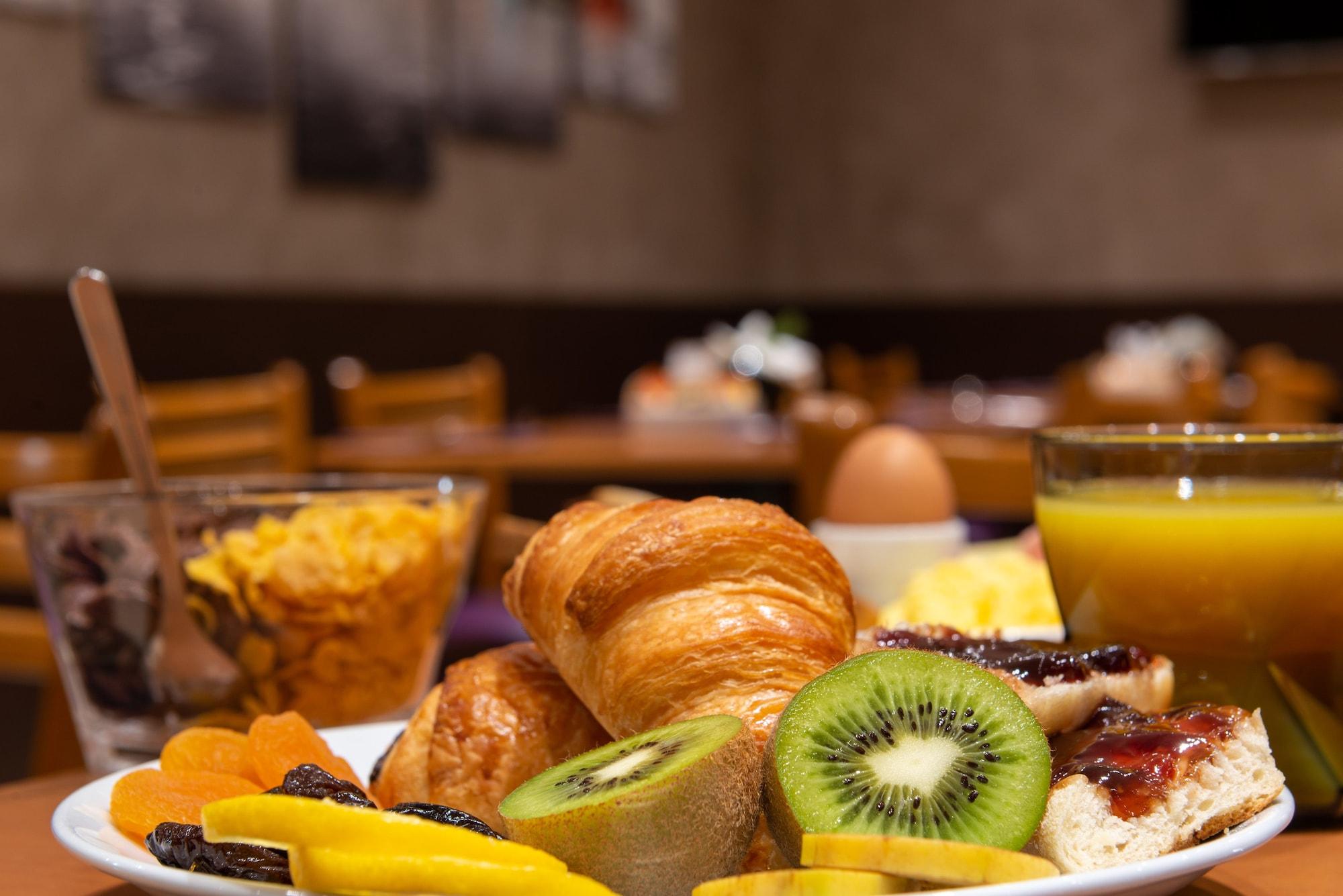 Restaurant Hotel Apolonia Paris Montmartre, Sure Hotel Collection by BW