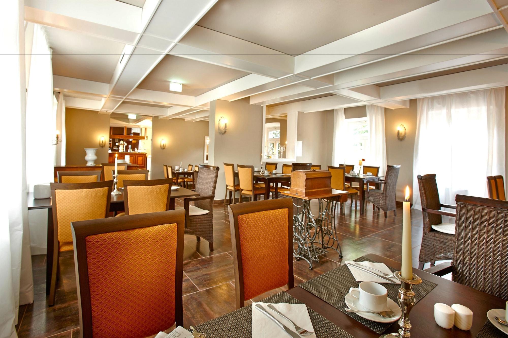 Restaurant Hotel Pelli Hof Rendsburg by Tulip Inn