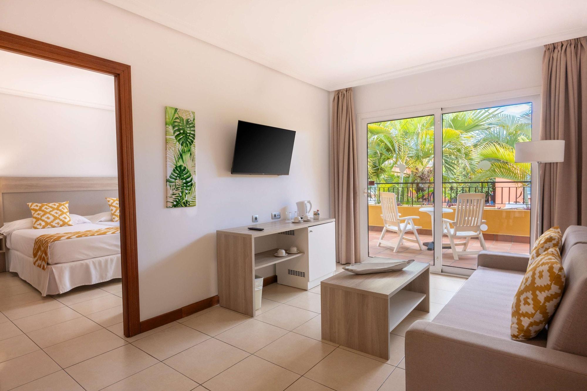 Habitación Landmar Costa los Gigantes Family Resort