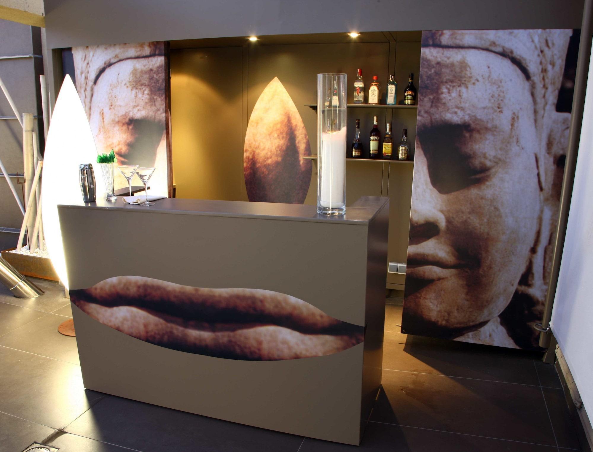 Bar/Salón Hotel Constanza