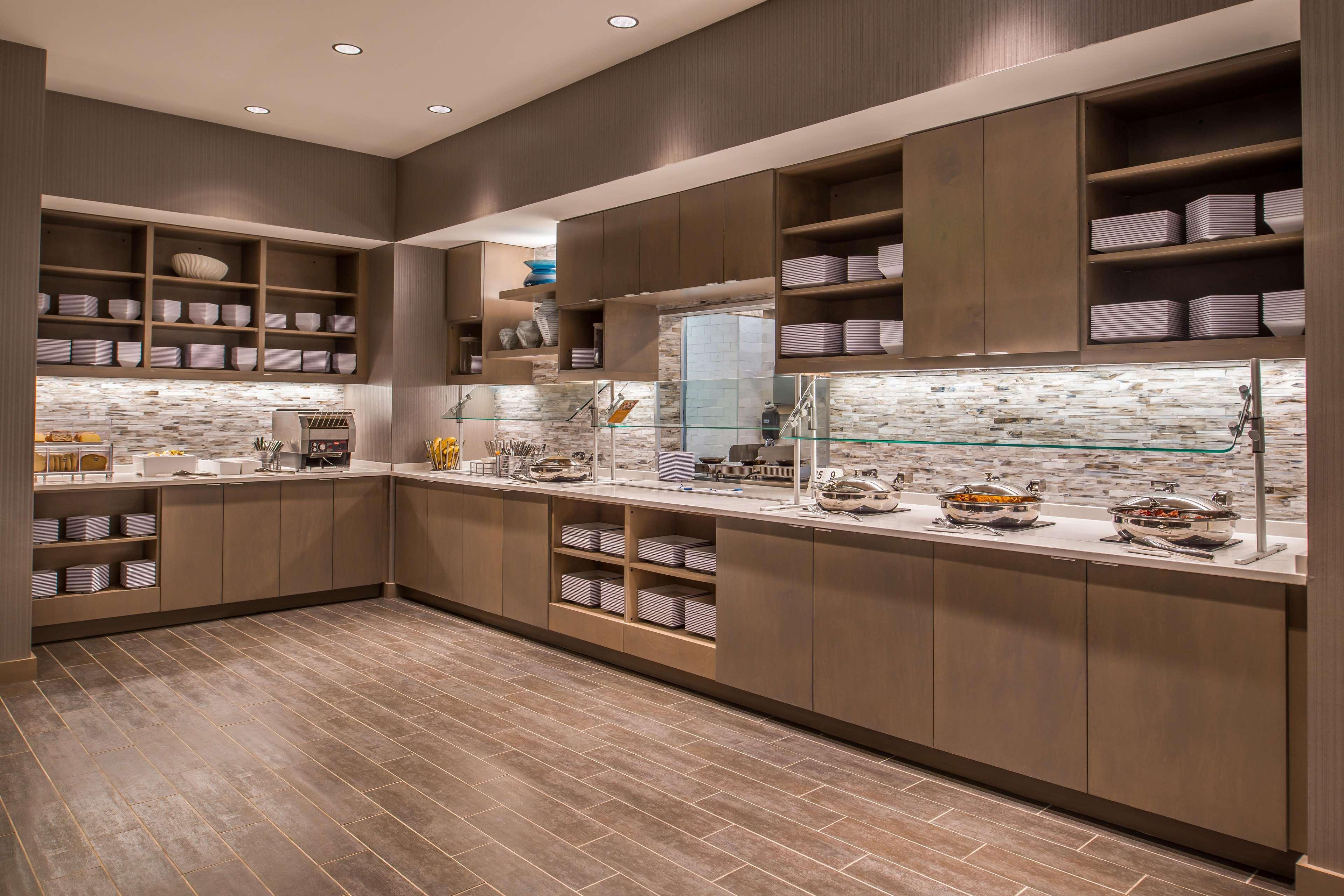 Restaurant Hyatt House Raleigh / RDU / Brier Creek