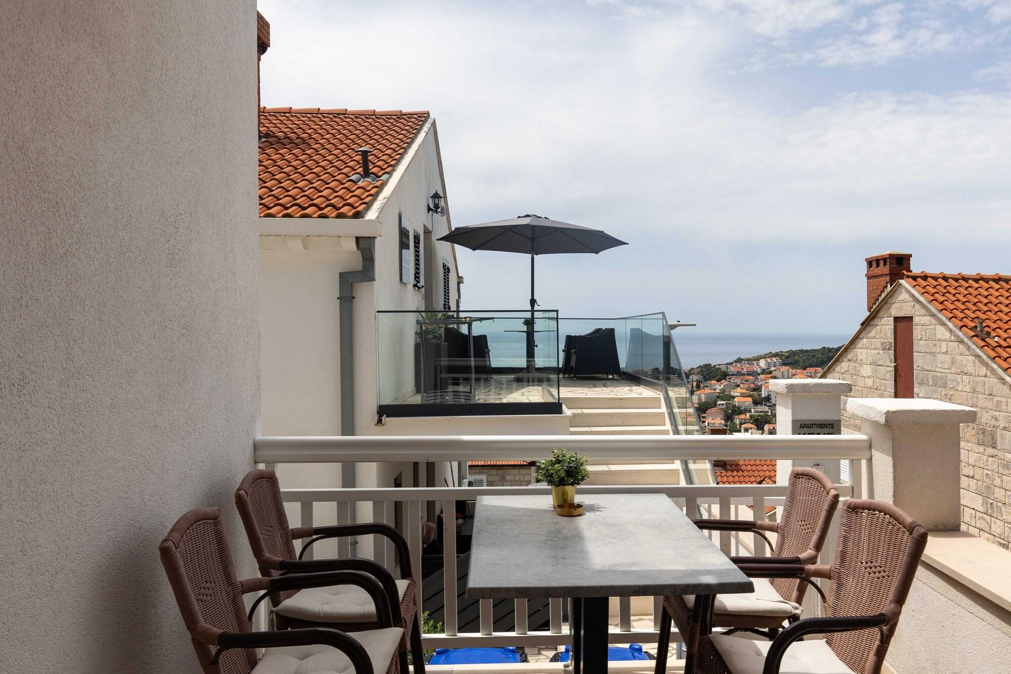 Varios Guest House Kono