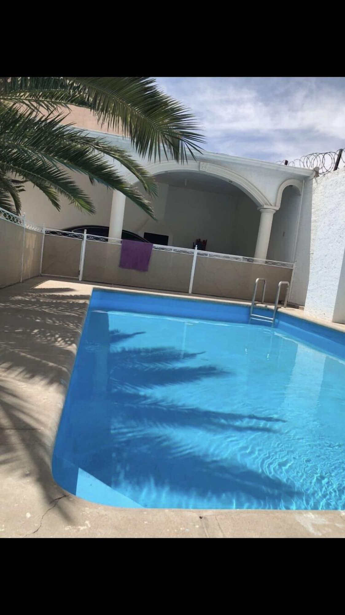 Vista Piscina Residencia Esmeralda