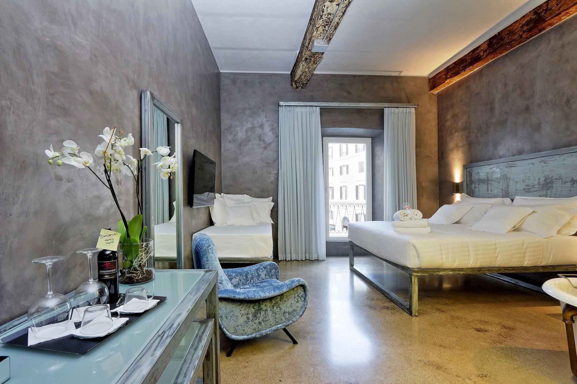 Varios Mama's Home Rome