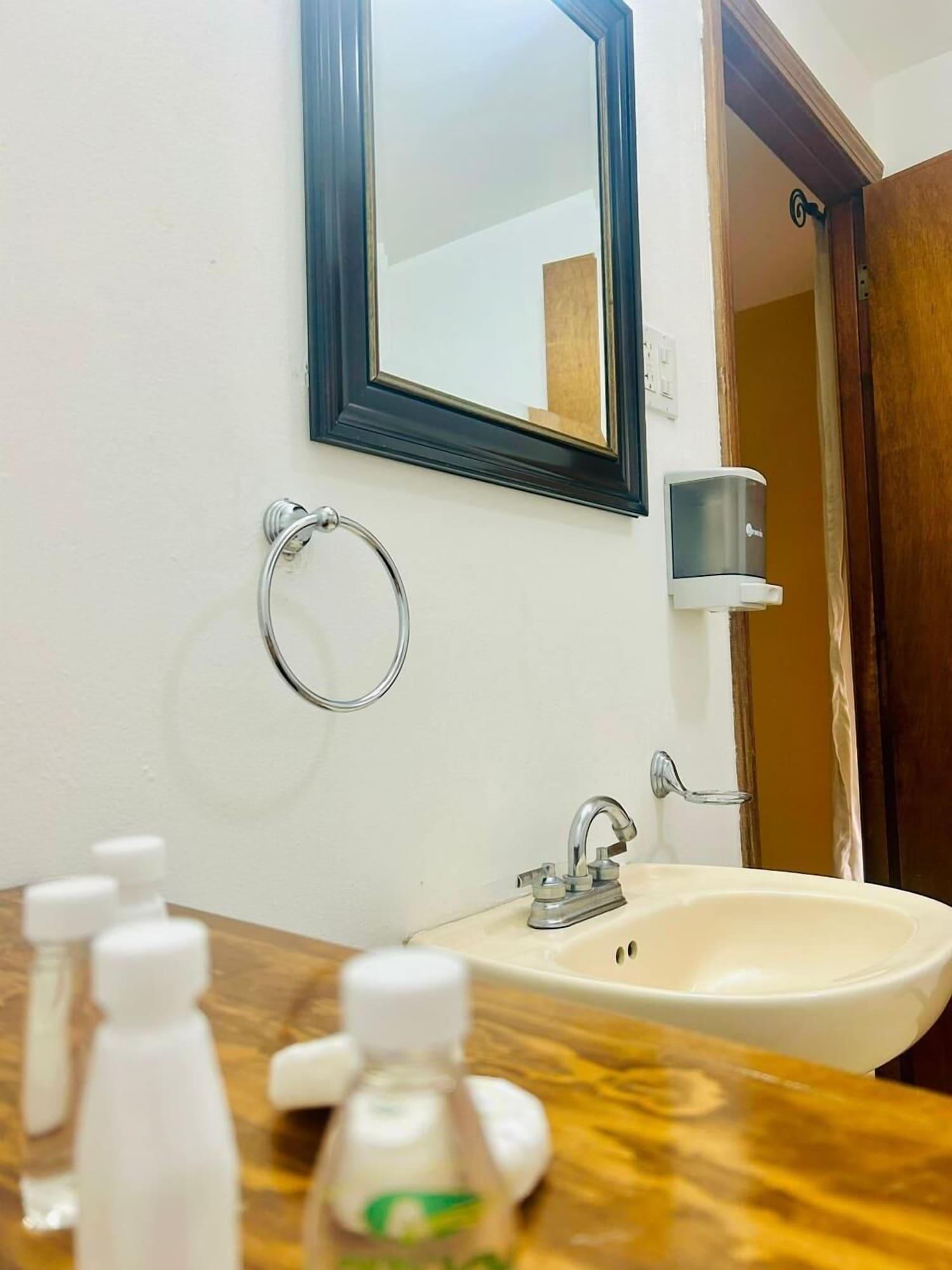 Equipamiento de Habitación Hotel Andrews Express