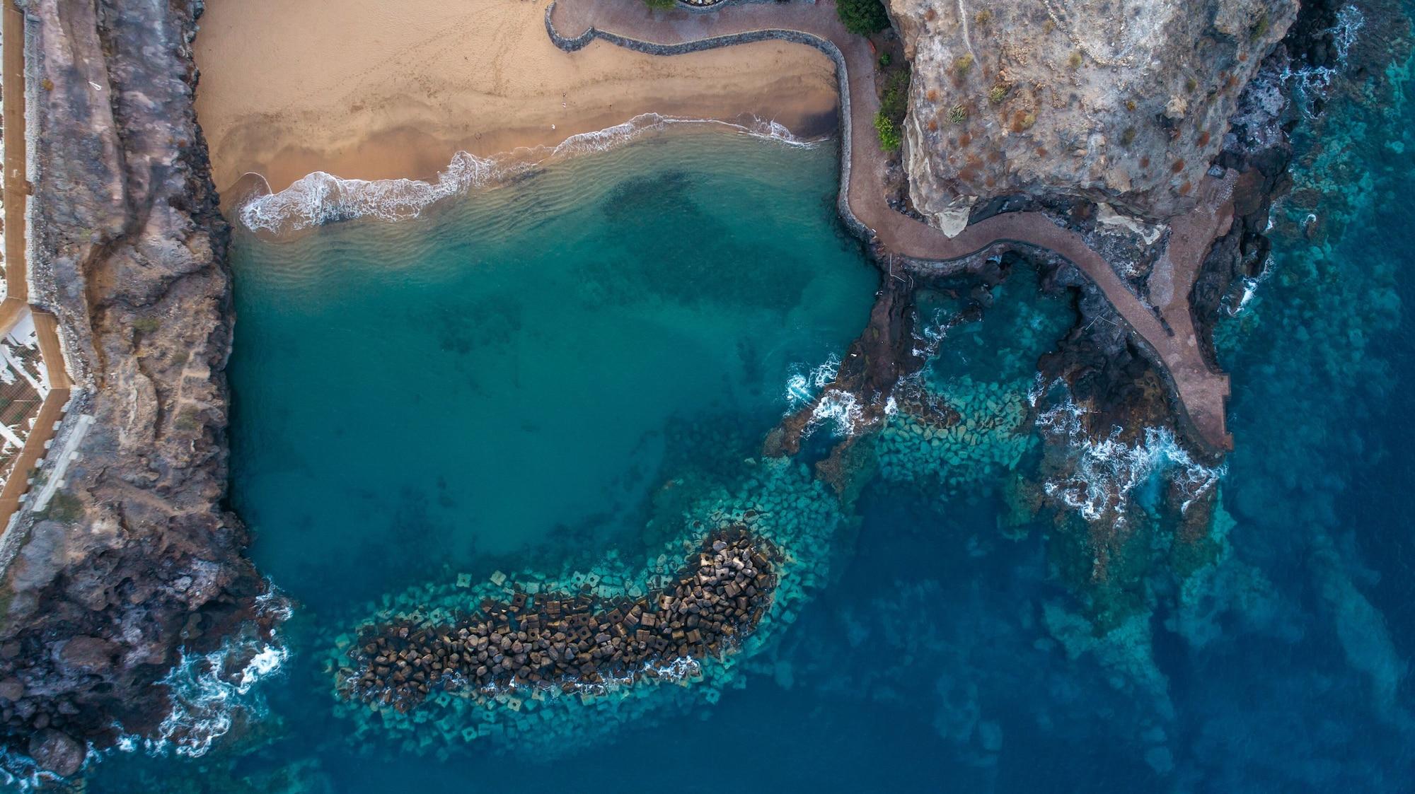 Playa Las Terrazas de Abama Suites
