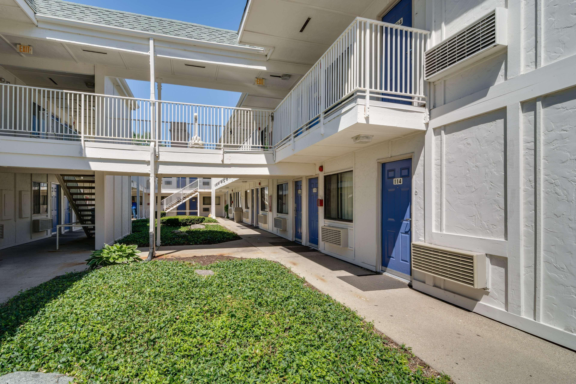 Vista Exterior Motel 6 Schiller Park, IL - Chicago O'Hare