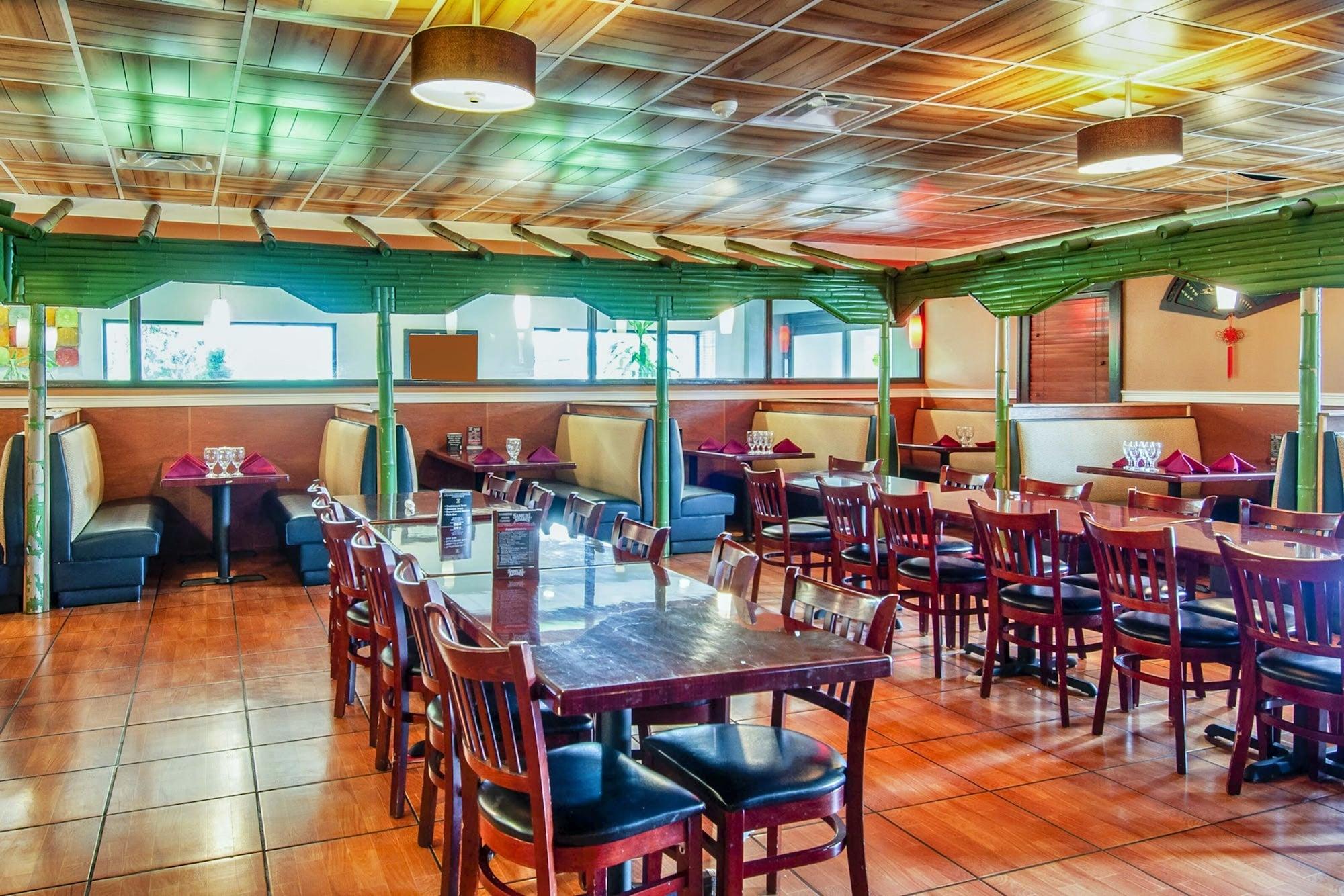 Restaurant Days Inn & Suites by Wyndham Johnson City