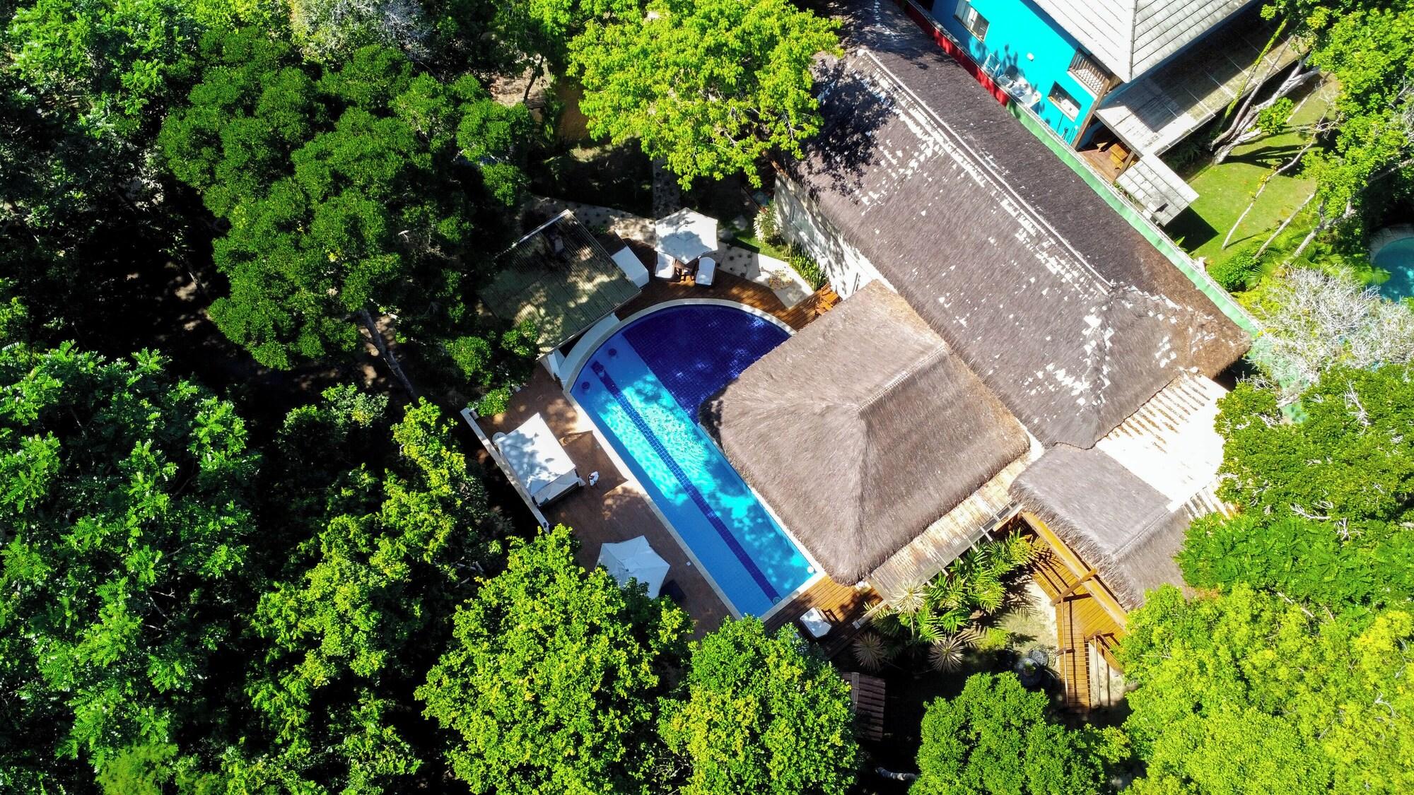 Vista Exterior Pousada Casa de Sapê