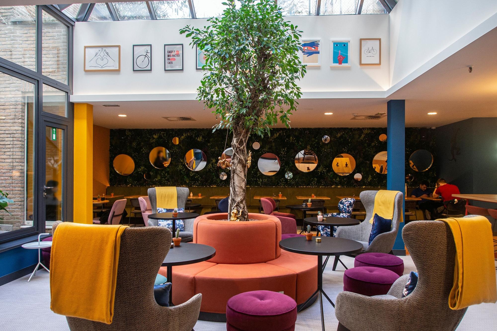 Restaurant B&B HOTEL Brussels Centre Louise