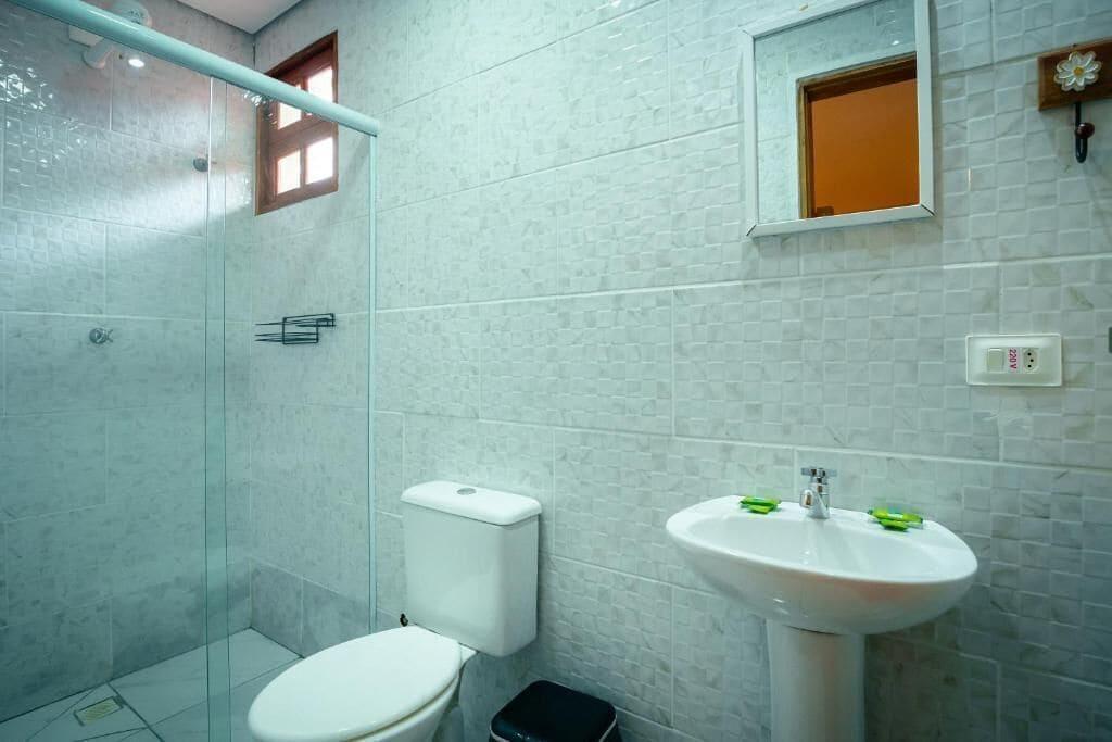 Equipamiento de Habitación VELINN Pousada Kyrios