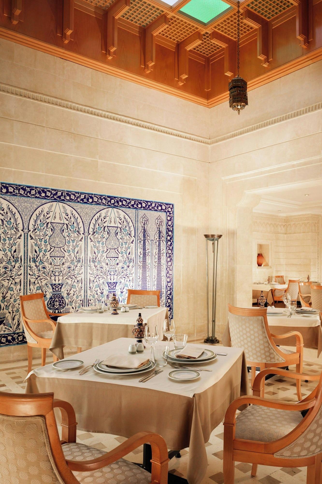Restaurant Sheraton Tunis Hotel