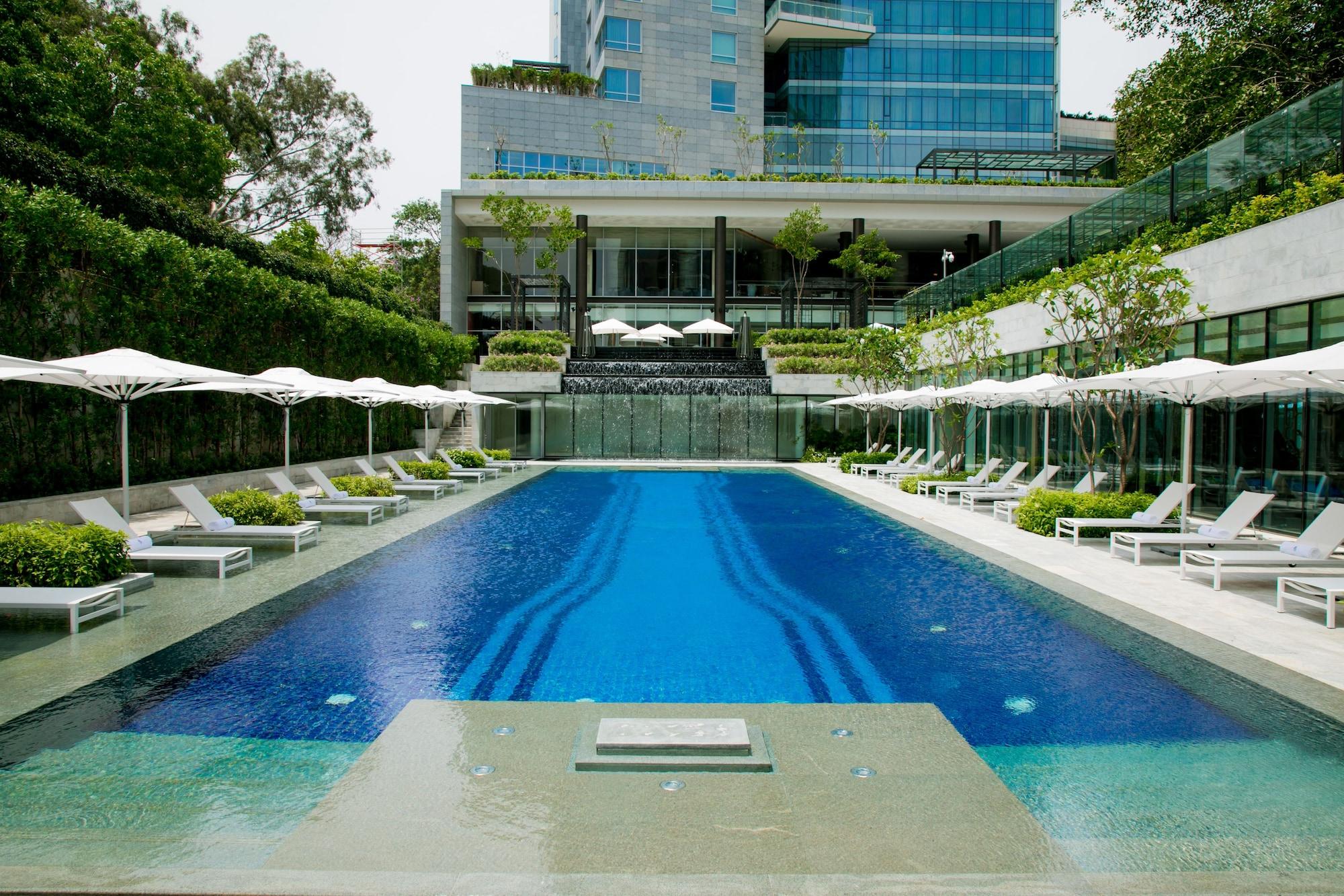 Gimnasio Four Seasons Hotel Bengaluru at Embassy One