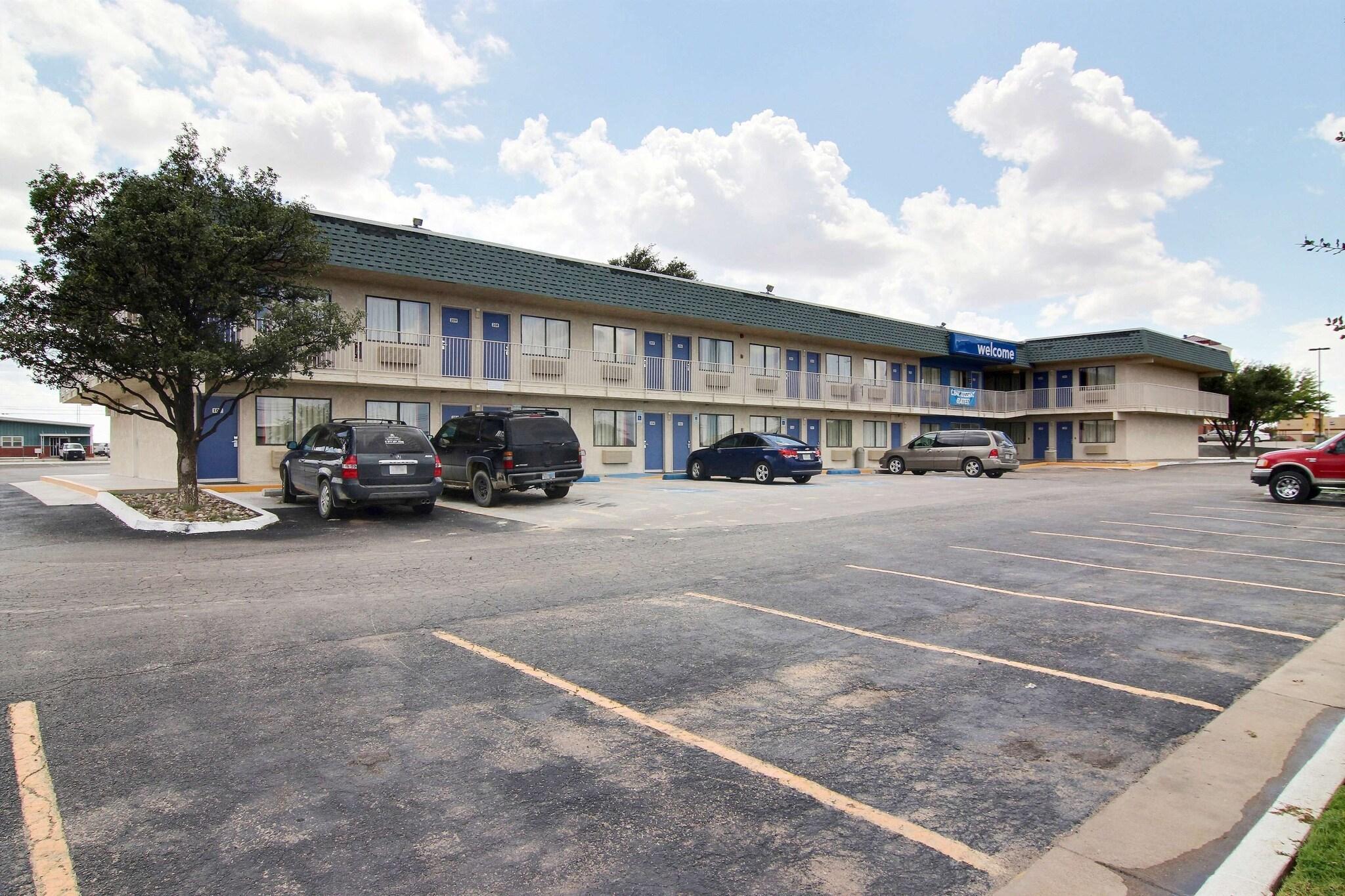 Varios Motel 6 Fort Stockton, TX