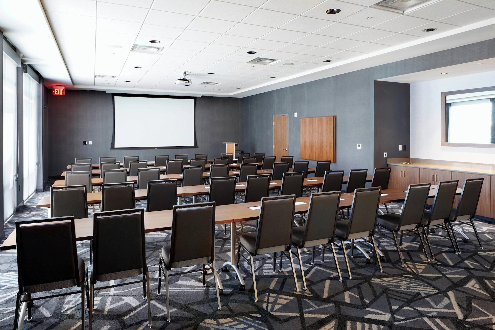 Sala de Reuniones SpringHill Suites by Marriott Columbus Easton Area