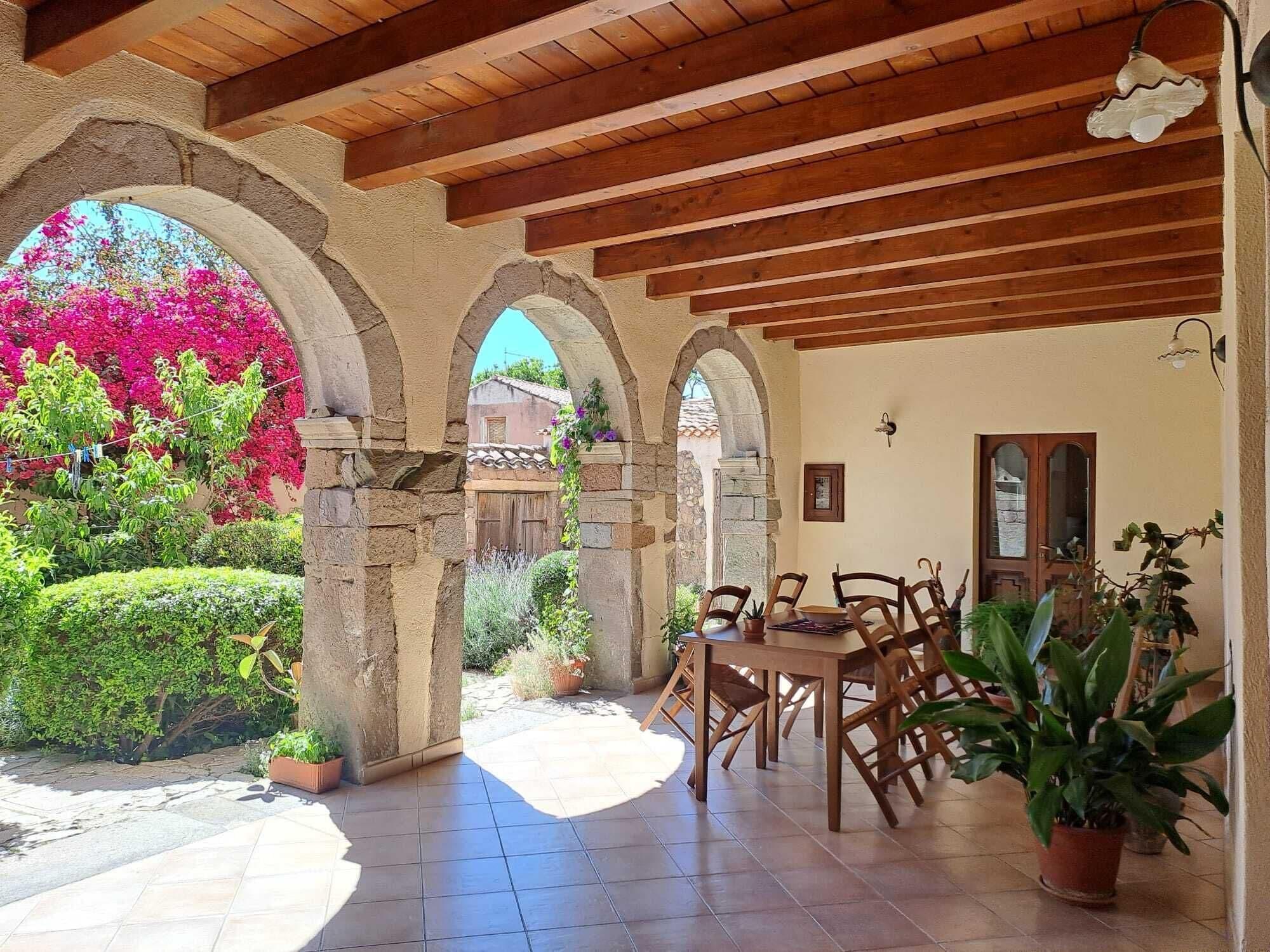 Vista Exterior B&B S'Omu Antiga
