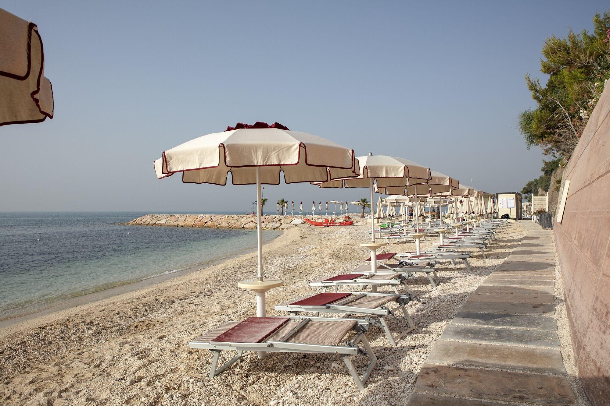 Playa Villaggio Turistico Baia Del Monaco