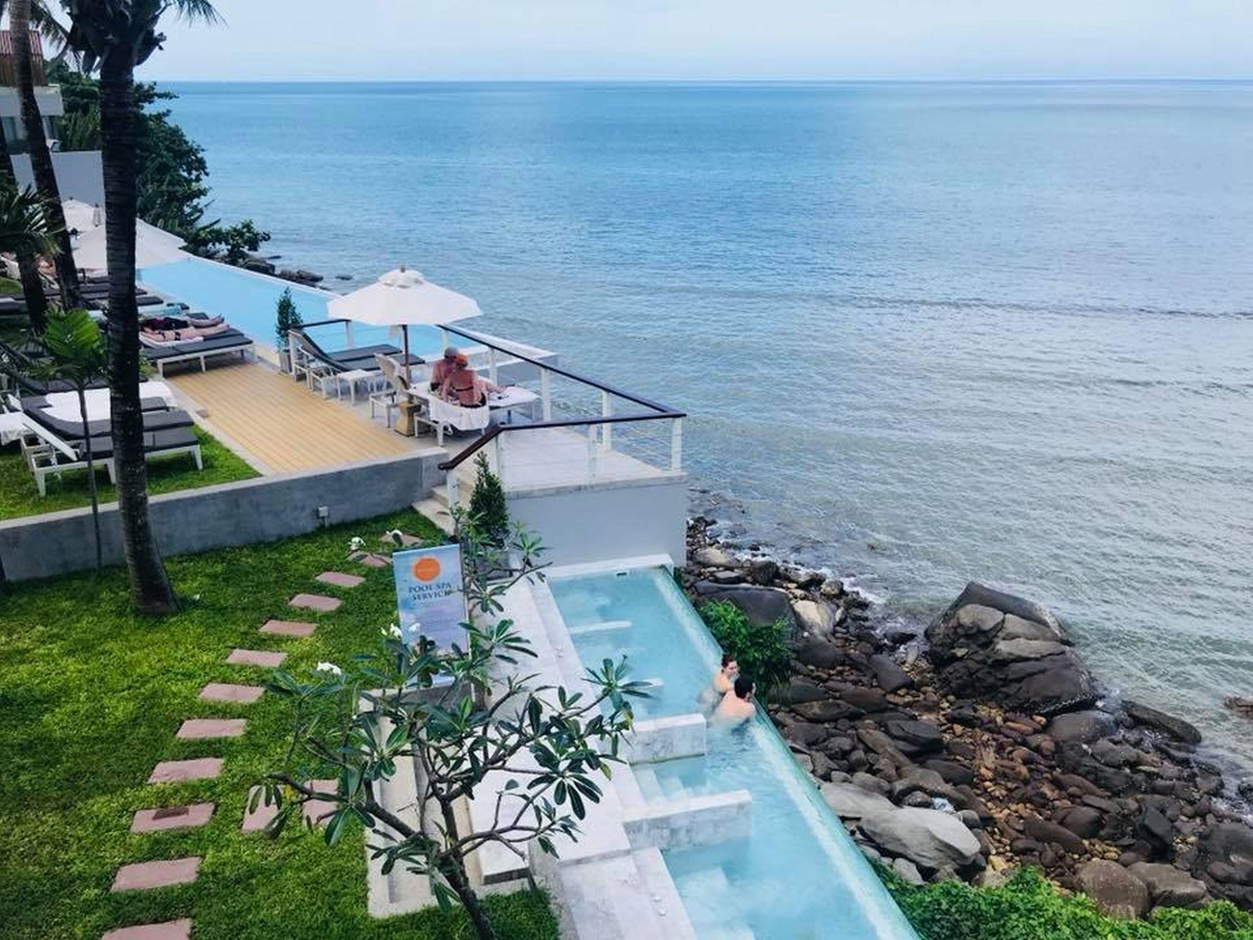 Vista Exterior Cape Sienna Gourmet Hotel & Villas
