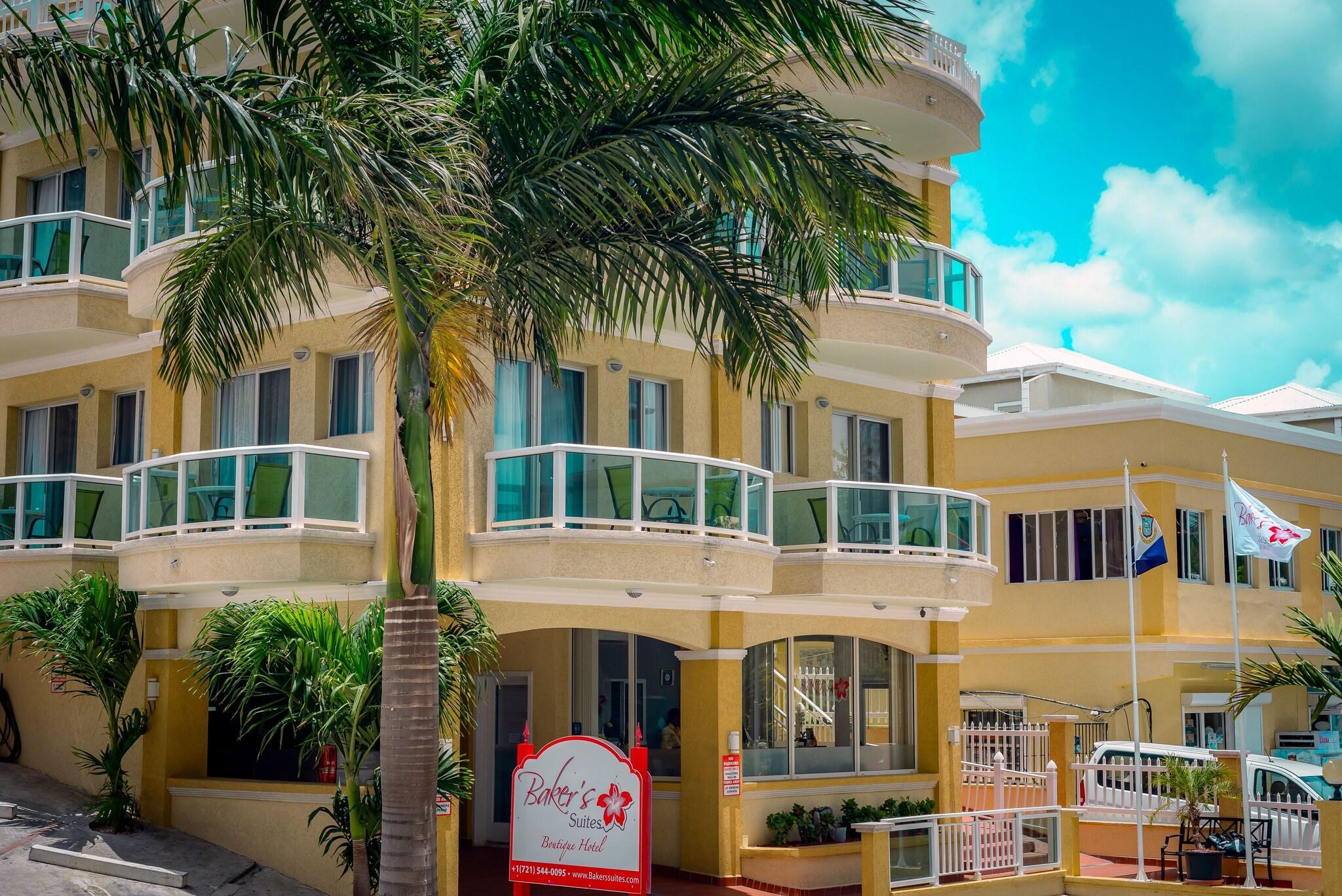 Vista Exterior Baker's Suites