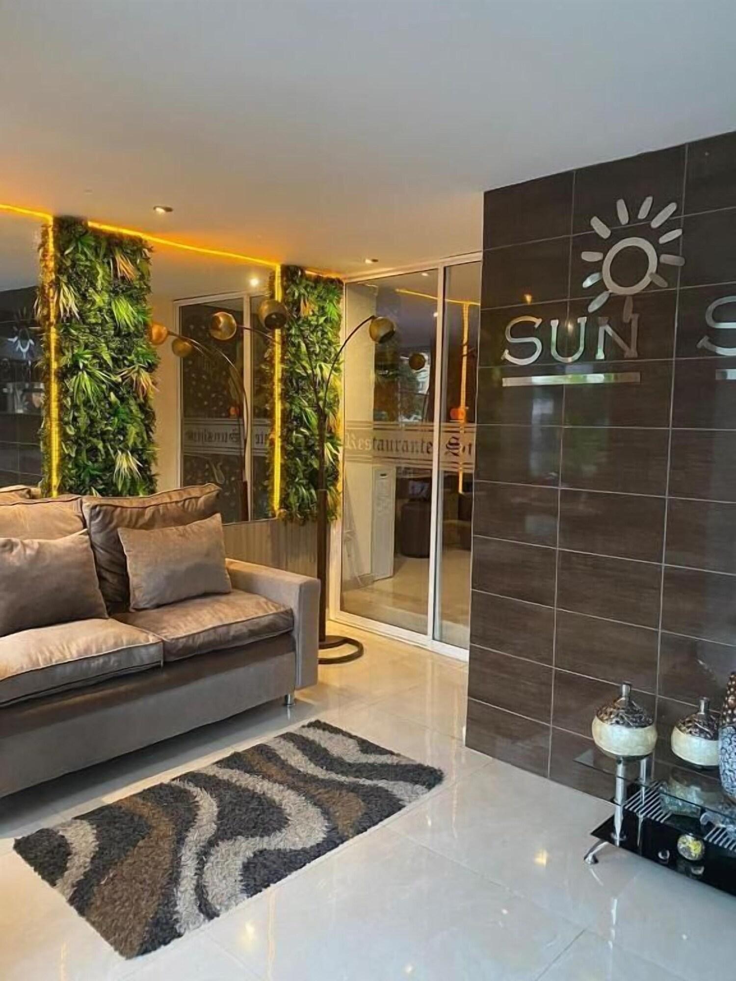 Varios Hotel Sun Suite