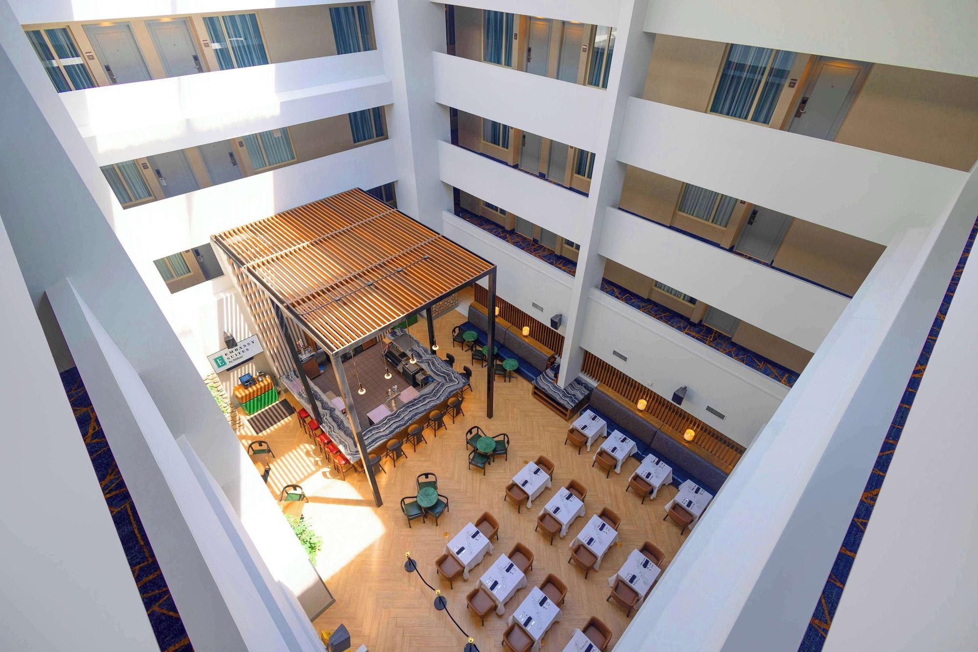 Vista Lobby Embassy Suites by Hilton Philadelphia Valley Forge