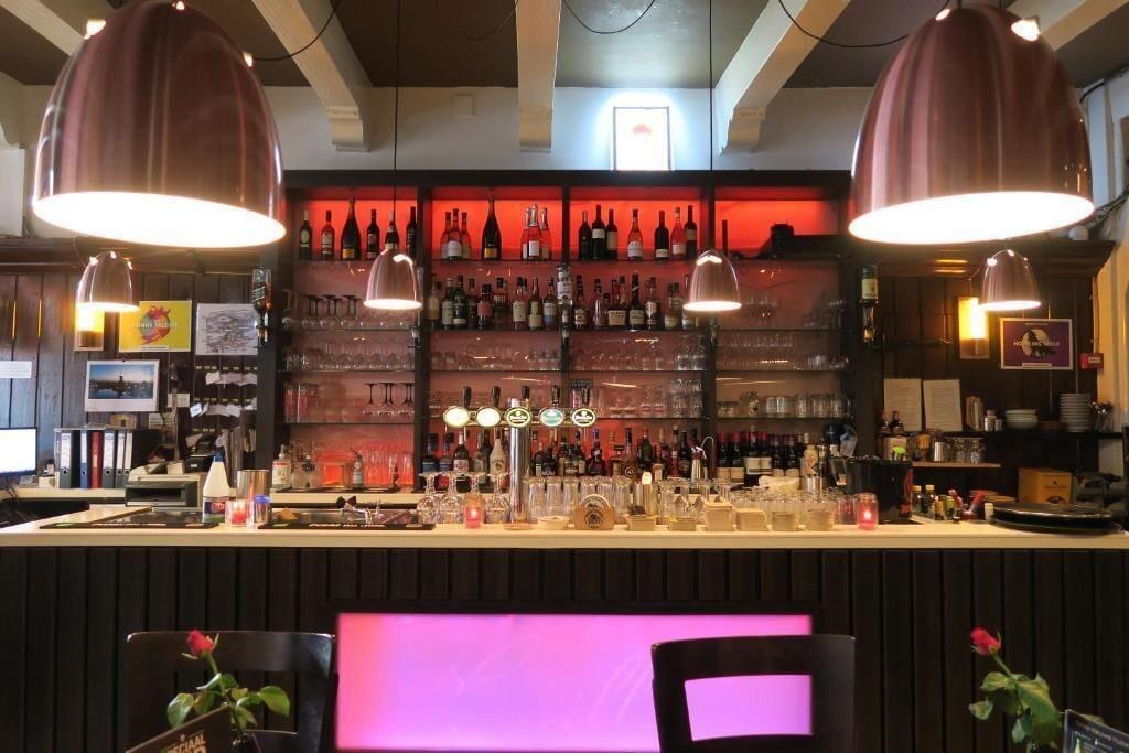 Bar/Salón Hotel Carillon