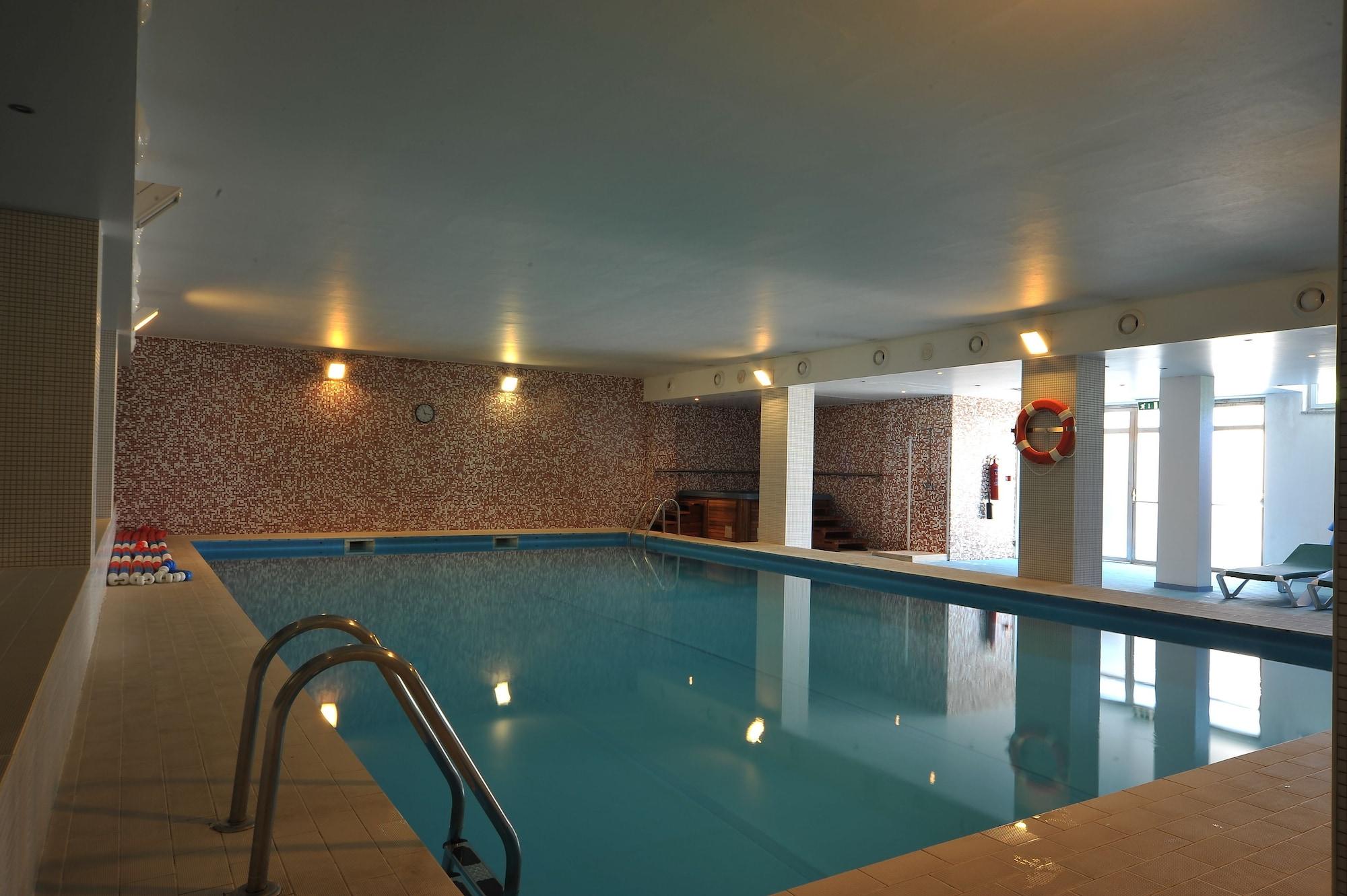 Vista Piscina Hotel Lusitania
