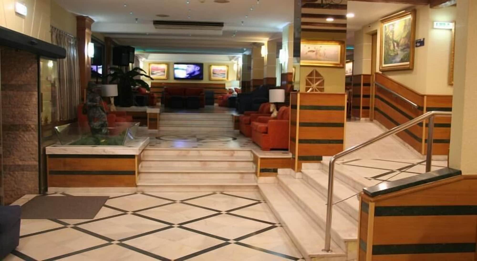 Vista Lobby Hotel Baía de Monte Gordo