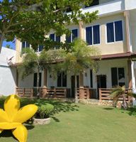 Alojamiento - Oceanfront Beach Resort
