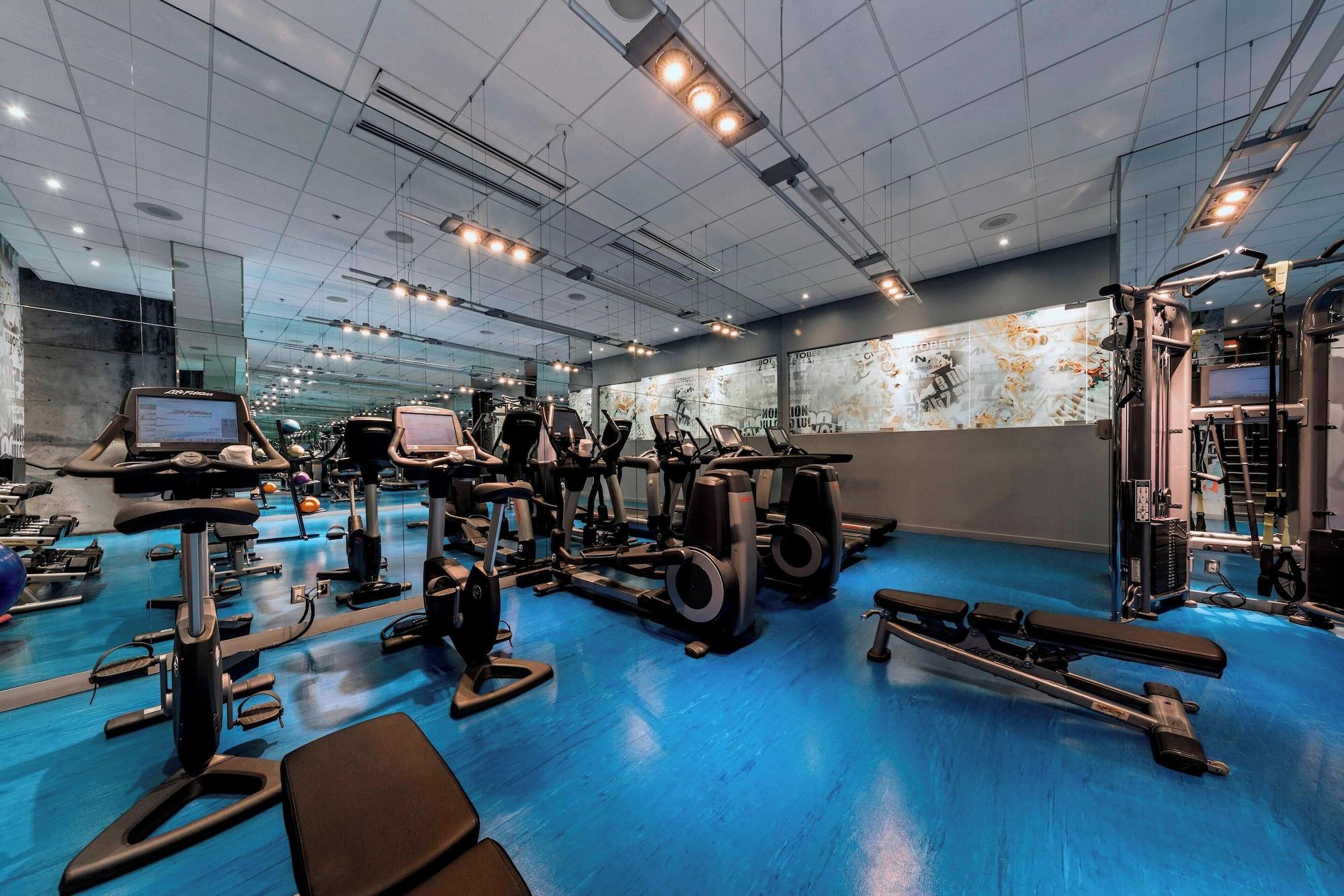Gimnasio W Montreal