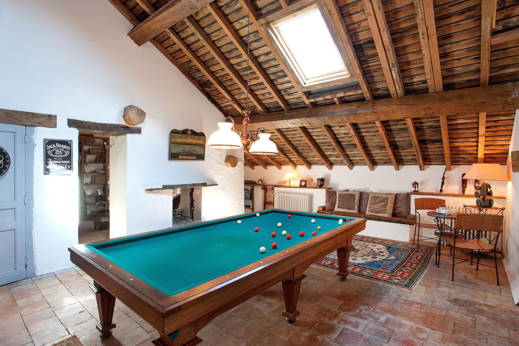 Instalaciones Recreativas Le Castelet