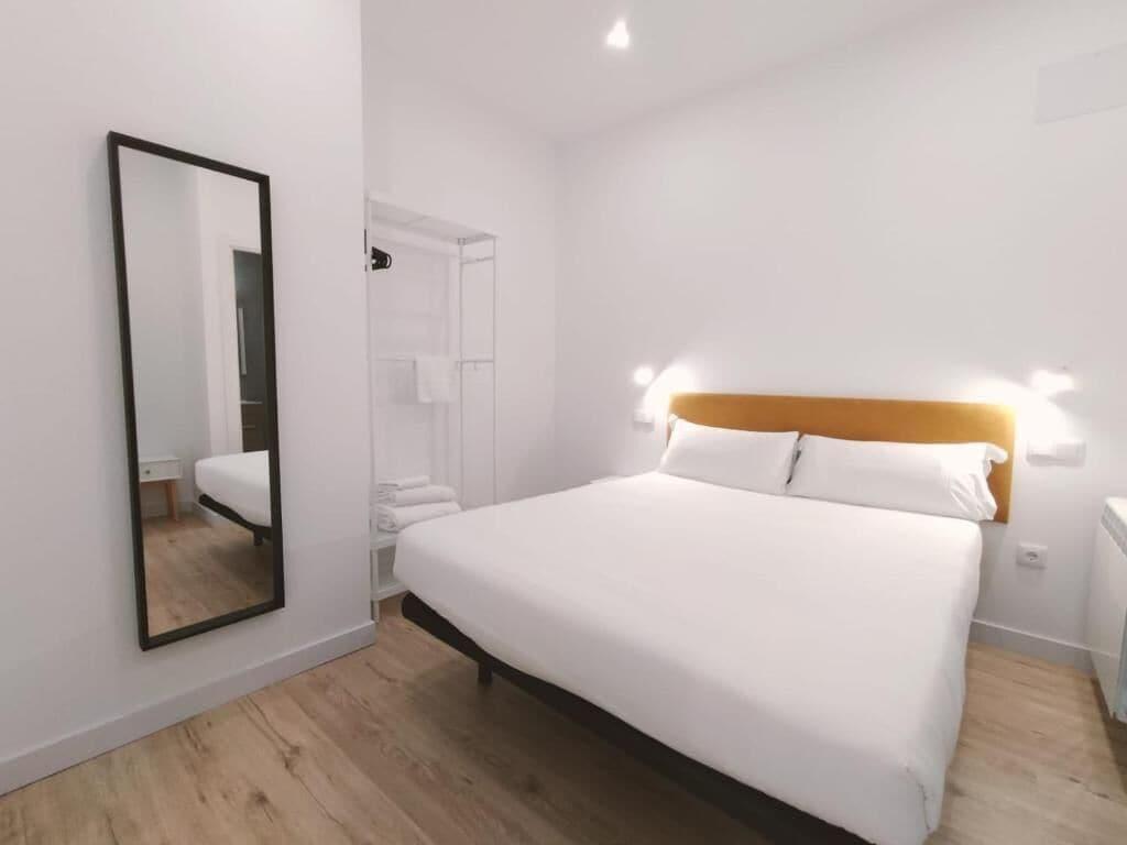 Habitación Apartamentos La Brava by gaiarooms