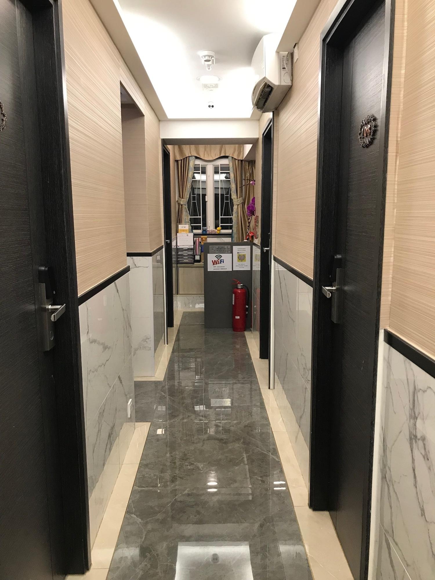 Varios Vve Vve Hotel