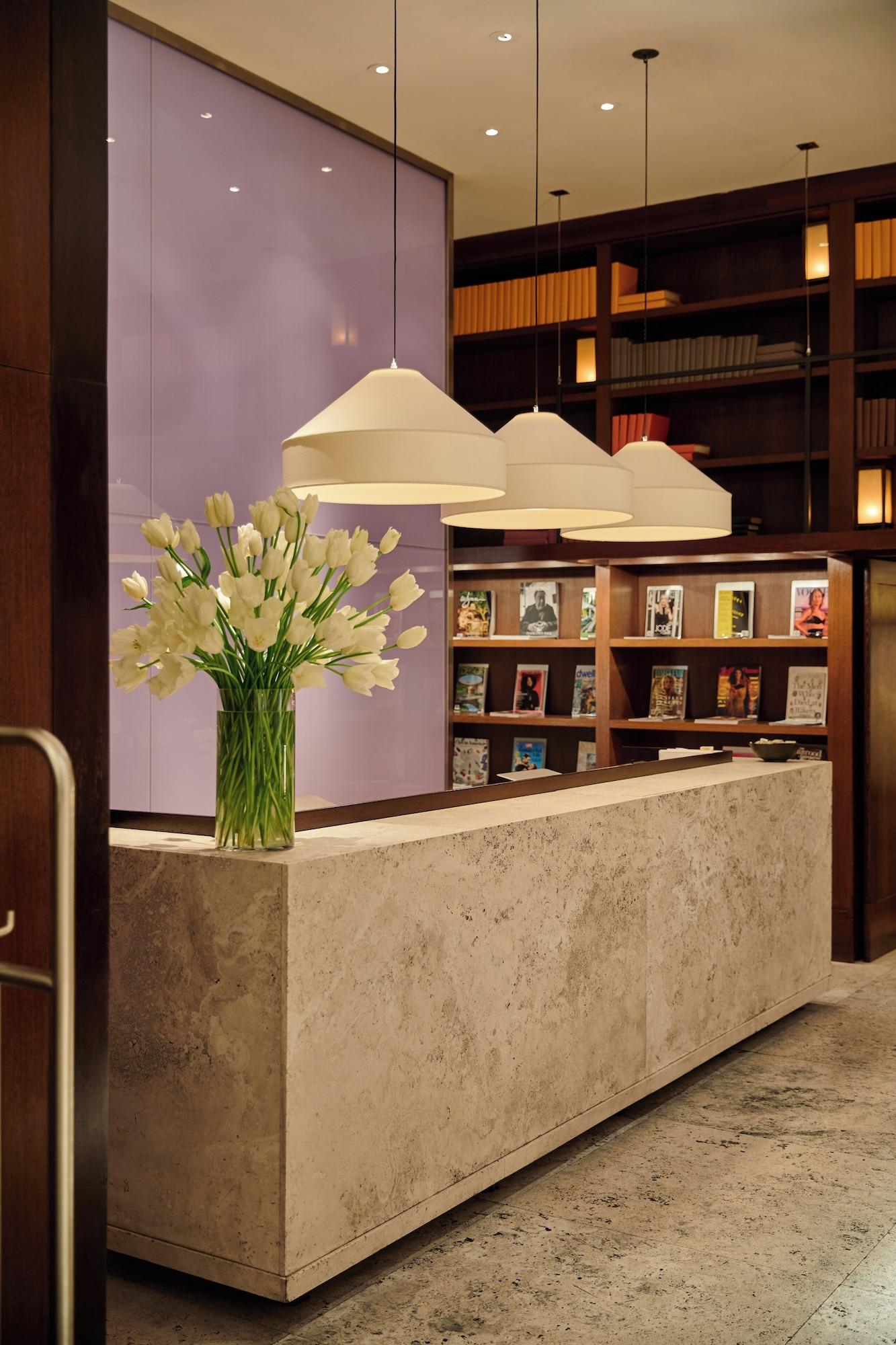 Vista Lobby The Mercer
