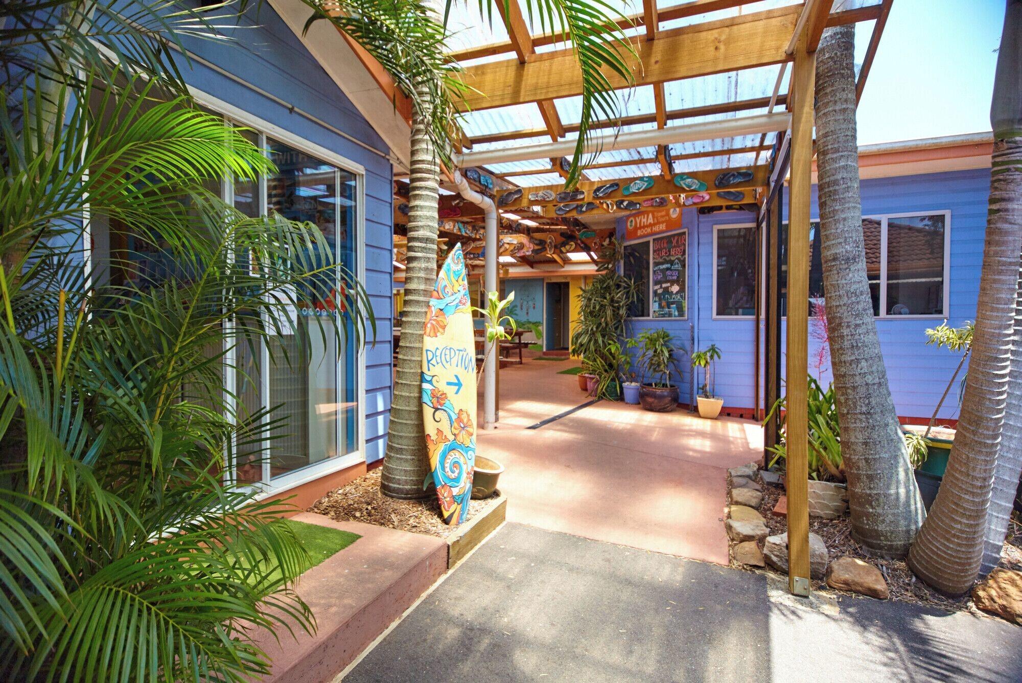 Vista Exterior Ozzie Pozzie Backpackers