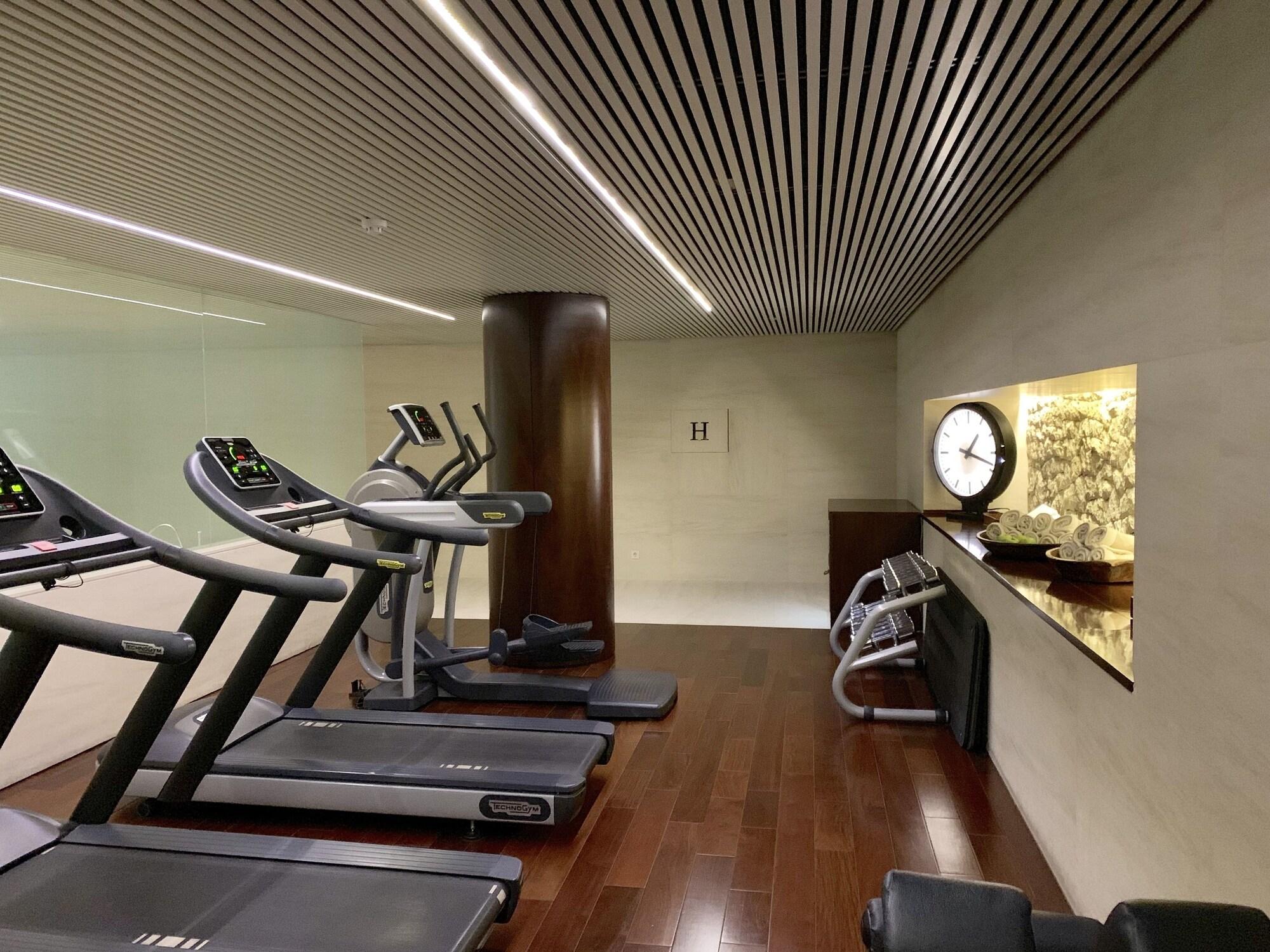 Gimnasio Square Nine Hotel Belgrade-The Leading Hotels of The World