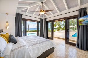 Alquiler Vacacional - Oceanfront Gorgeous 6 Bdrm. Home with Chef & Fully Staffed