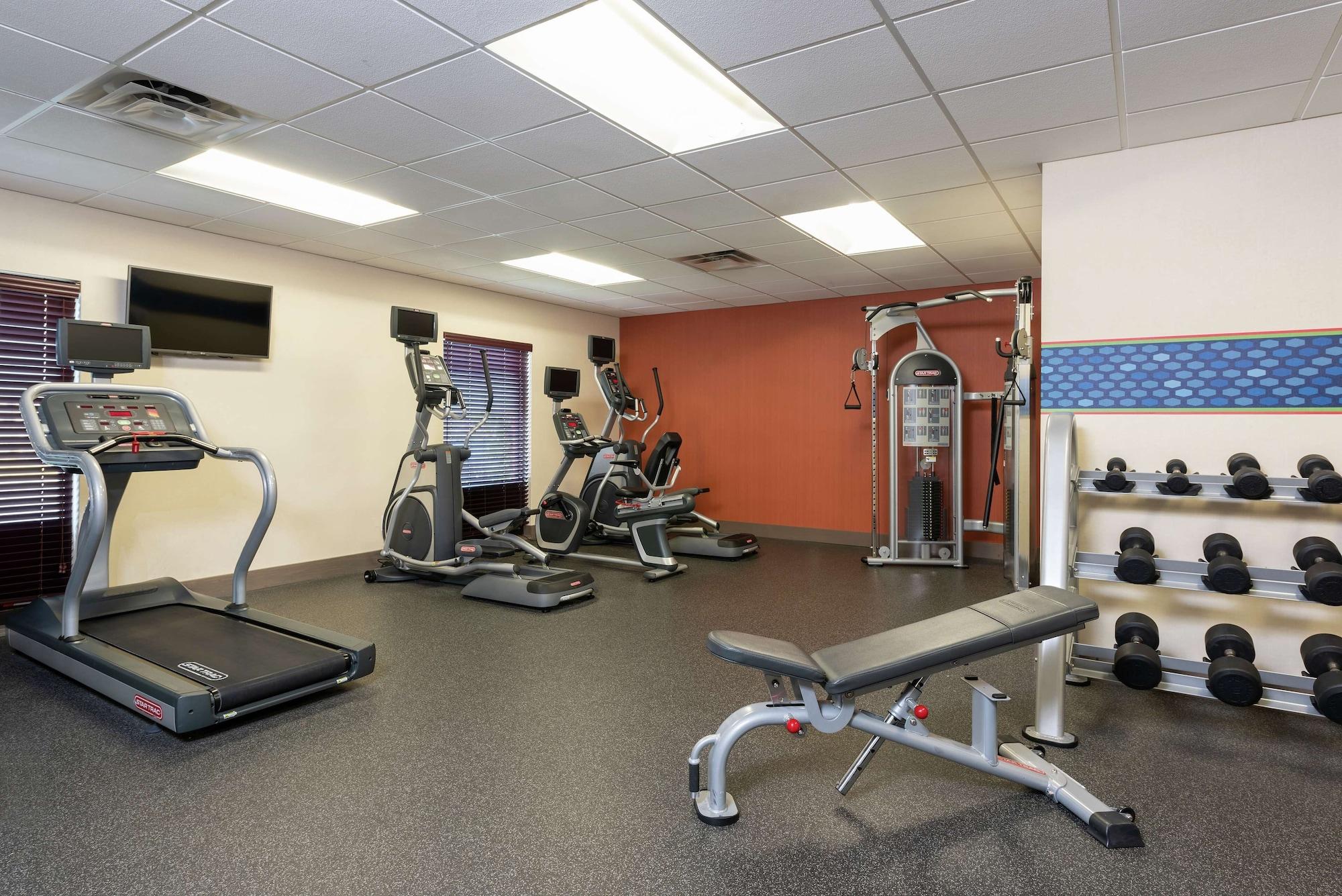 Gimnasio Hampton Inn Akron-South