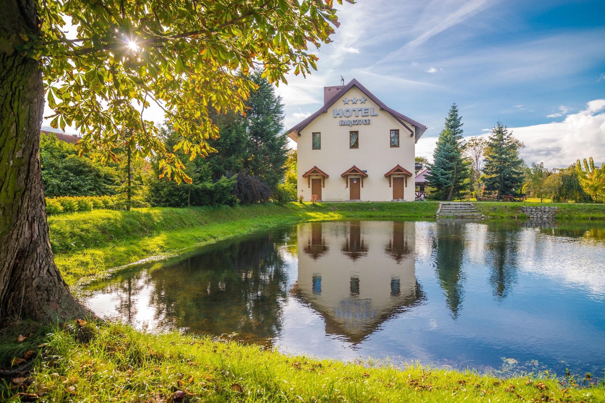 Varios Hotel Karczyce