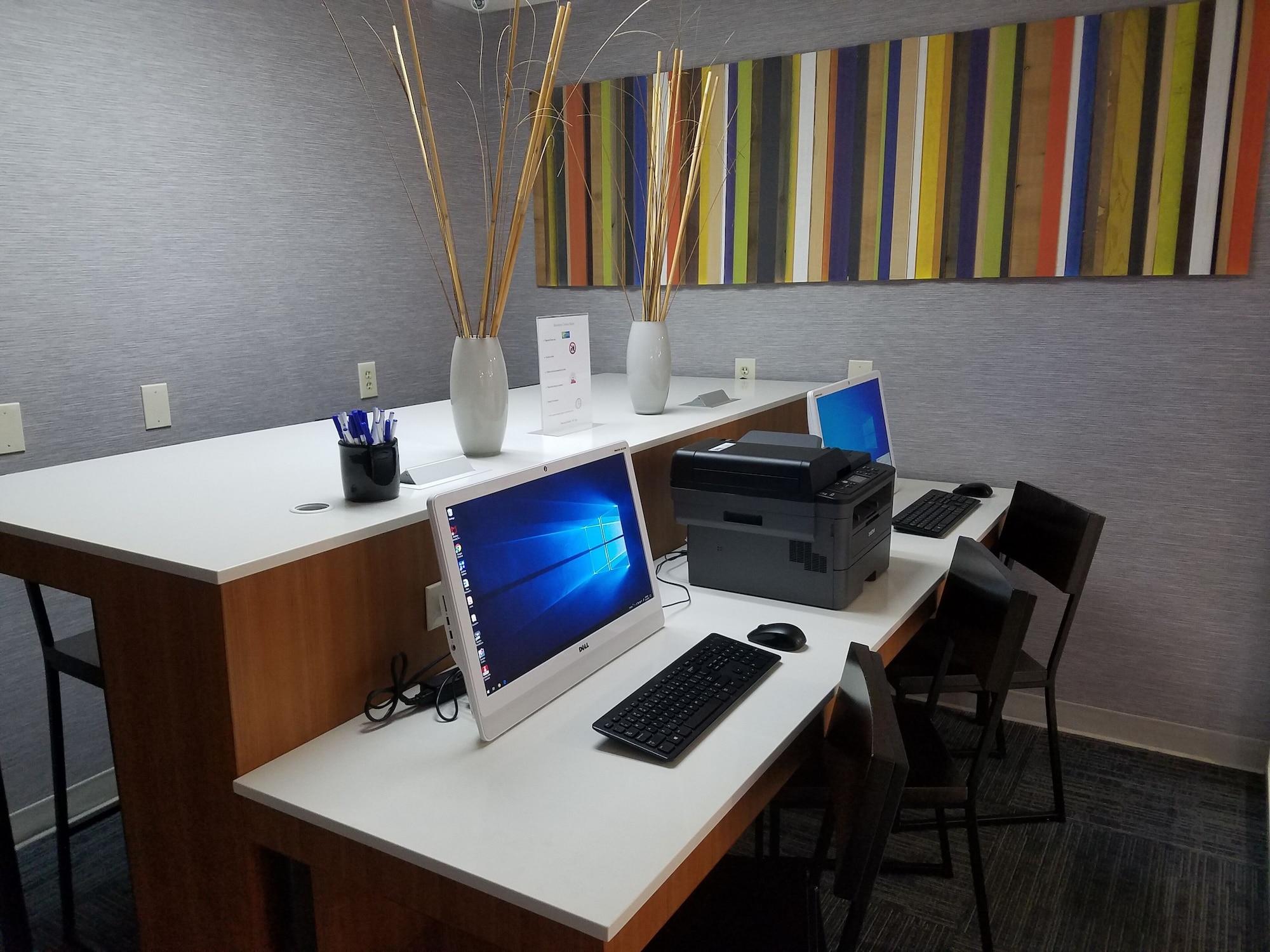 Centro de Negocios Daytona Speedway Hotel