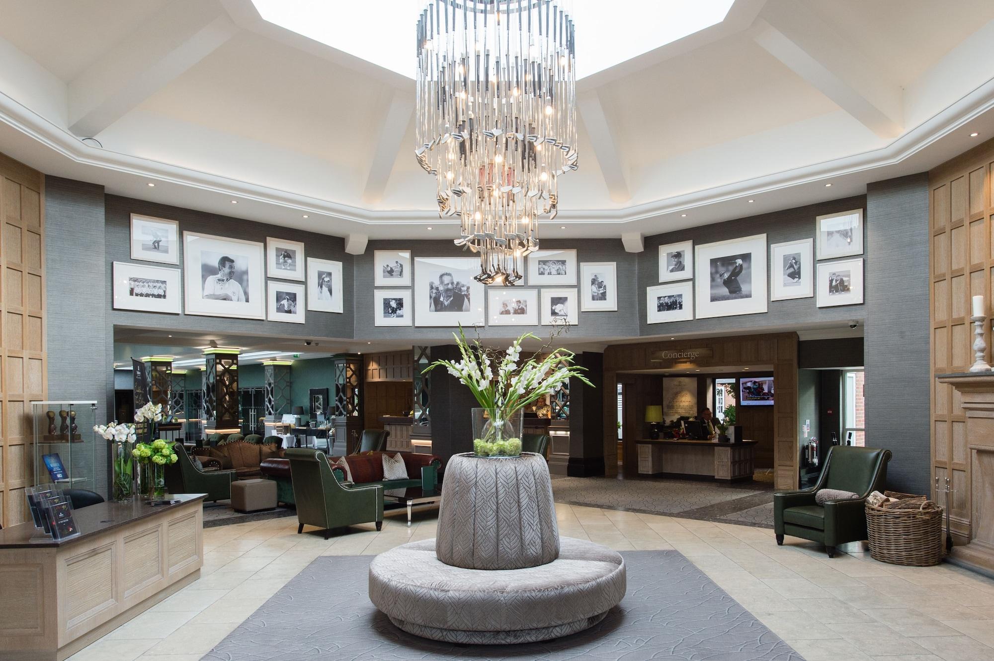 Vista Lobby The Belfry