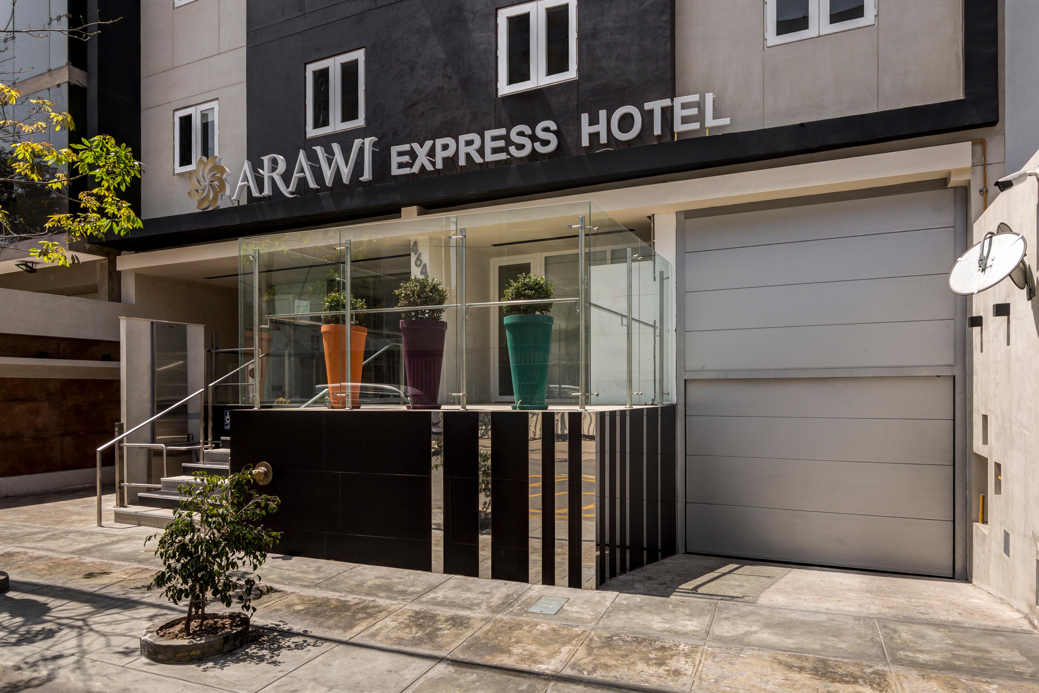 Vista Exterior Arawi Miraflores Express