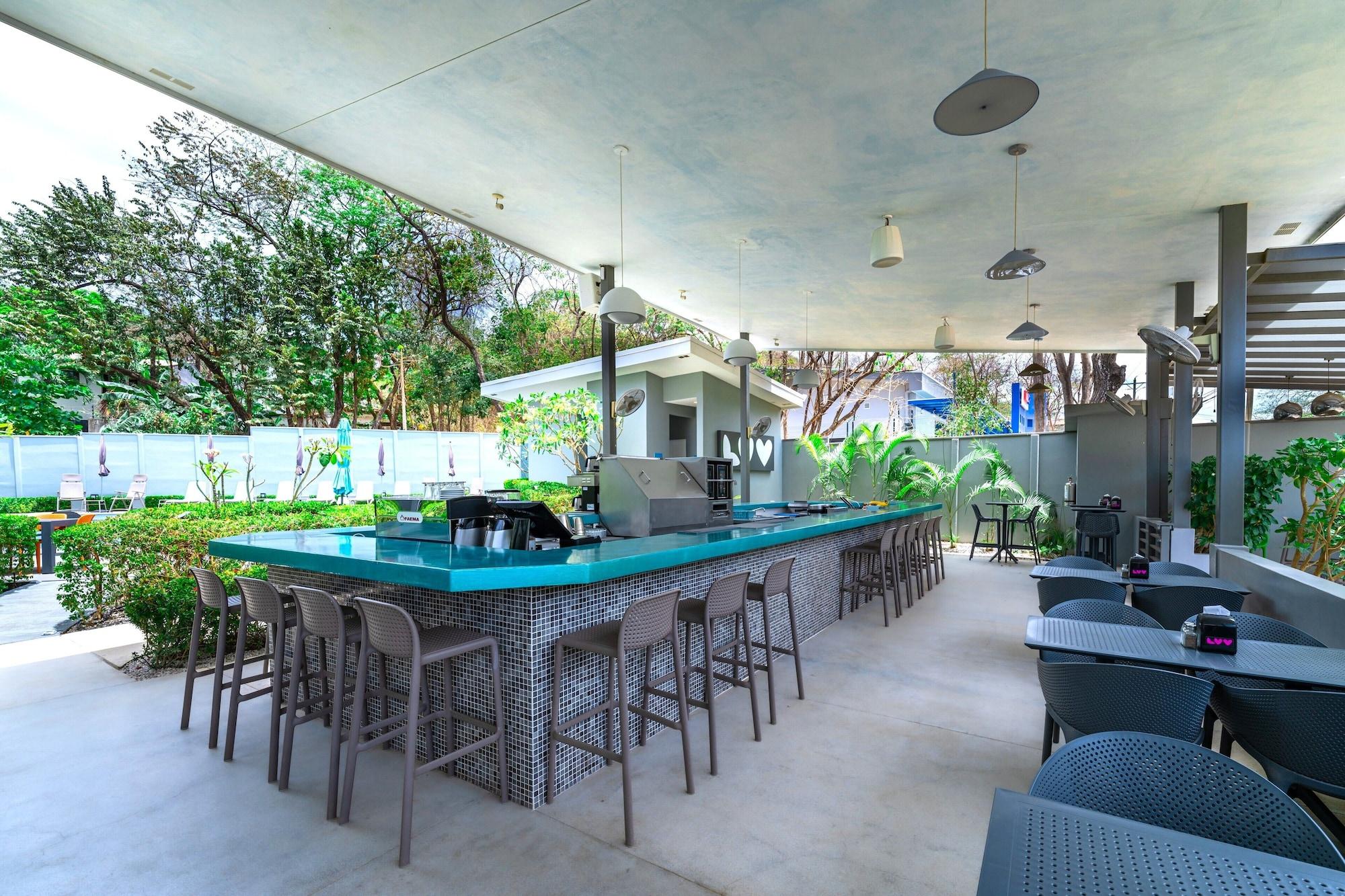 Bar/Salón WET hotel - Adults Only