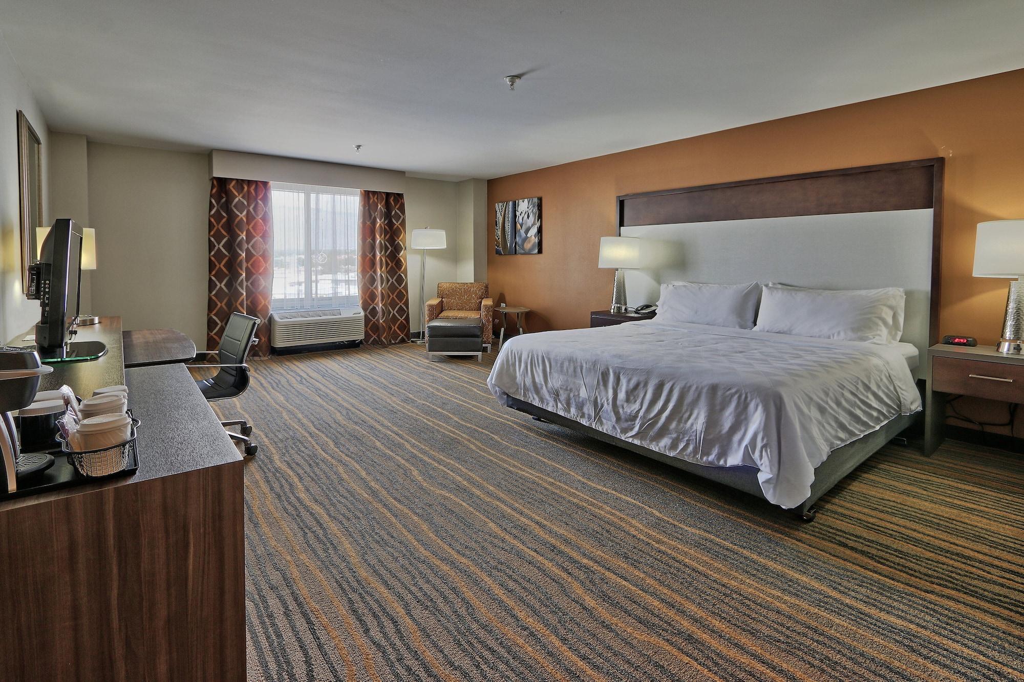 Habitación Holiday Inn & Suites Albuquerque-North I-25 by IHG