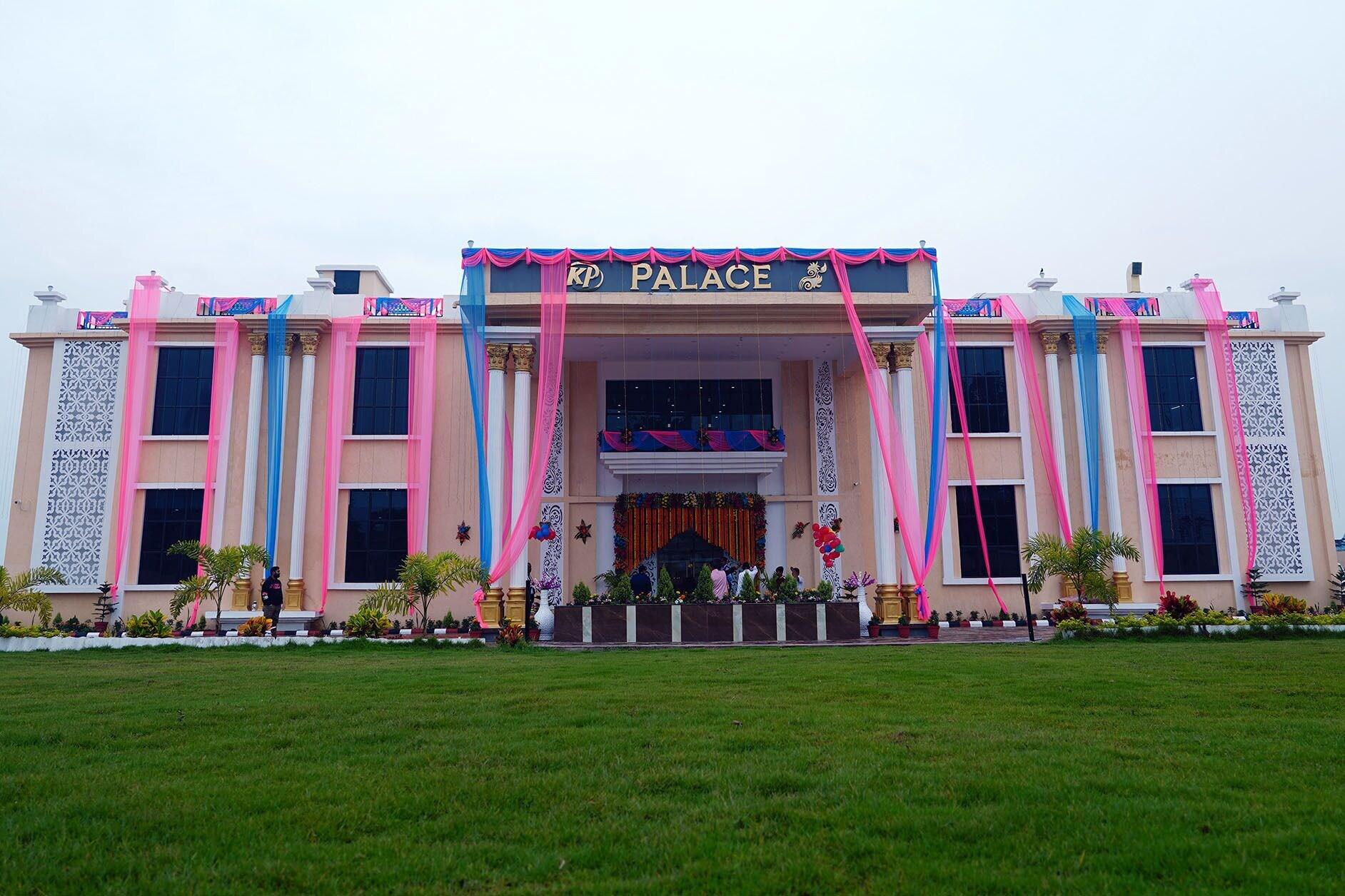 Varios Hotel KP Palace