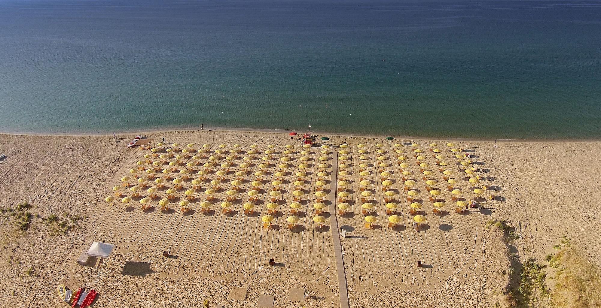 Playa Marina del Marchese Beach Resort