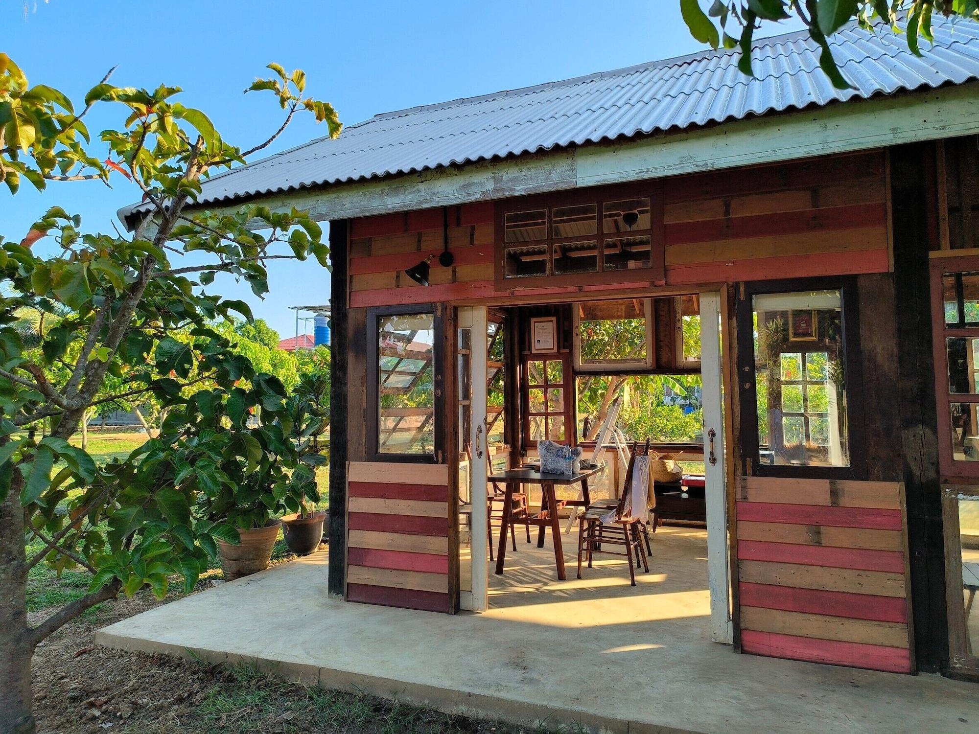 Vista Lobby Shine Villa Sukhothai